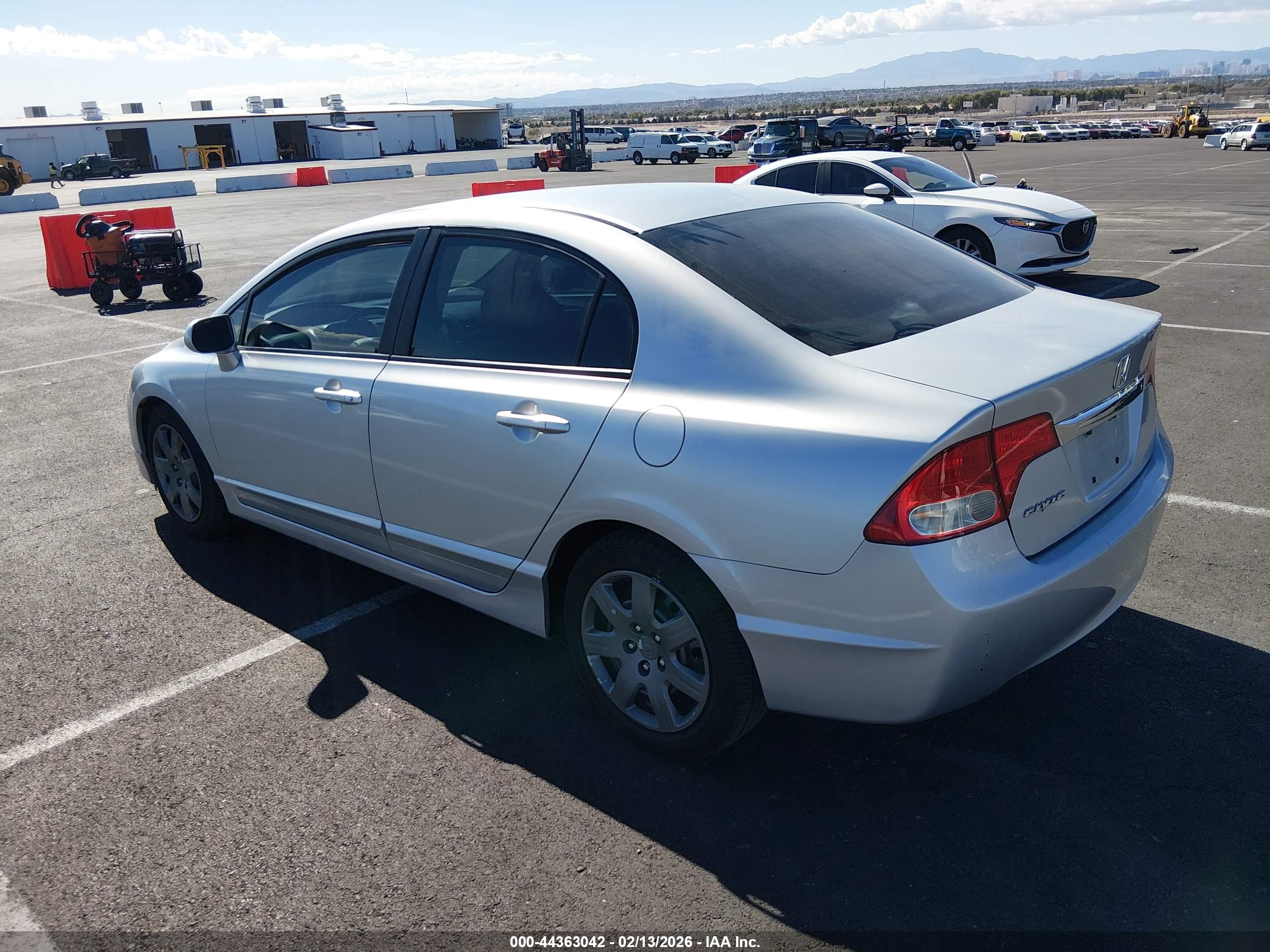 HONDA CIVIC image 3