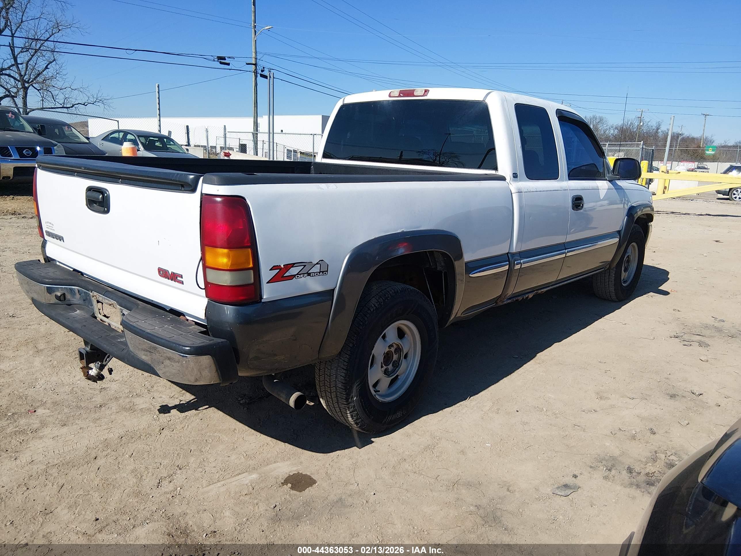 GMC SIERRA image 4