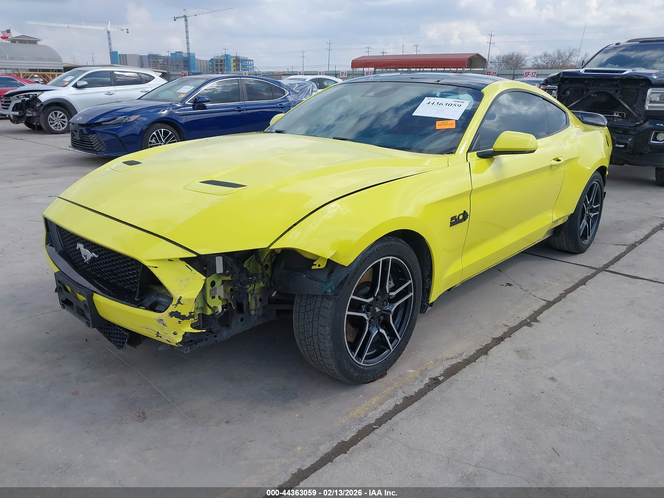 FORD MUSTANG image 2
