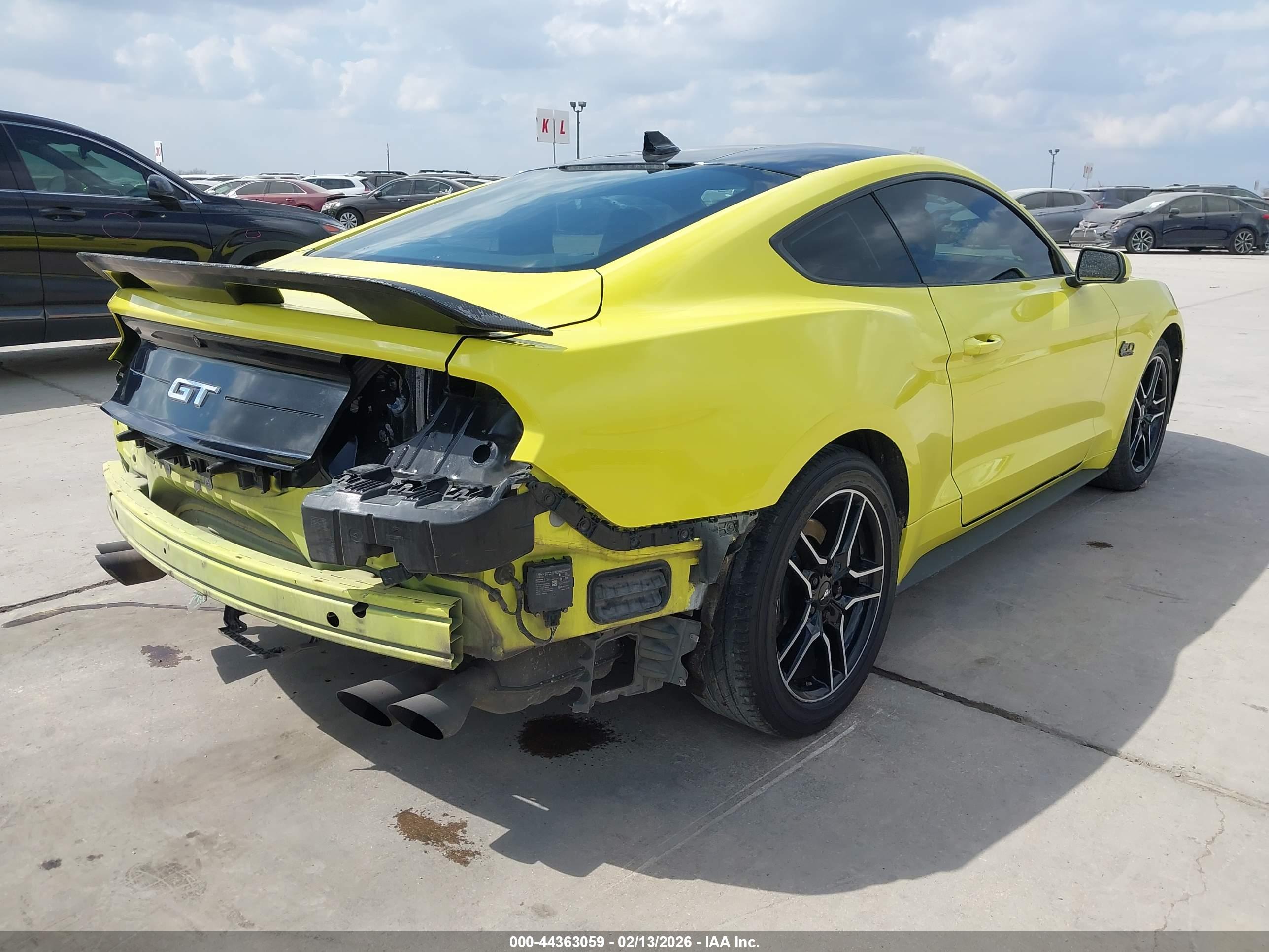 FORD MUSTANG image 4