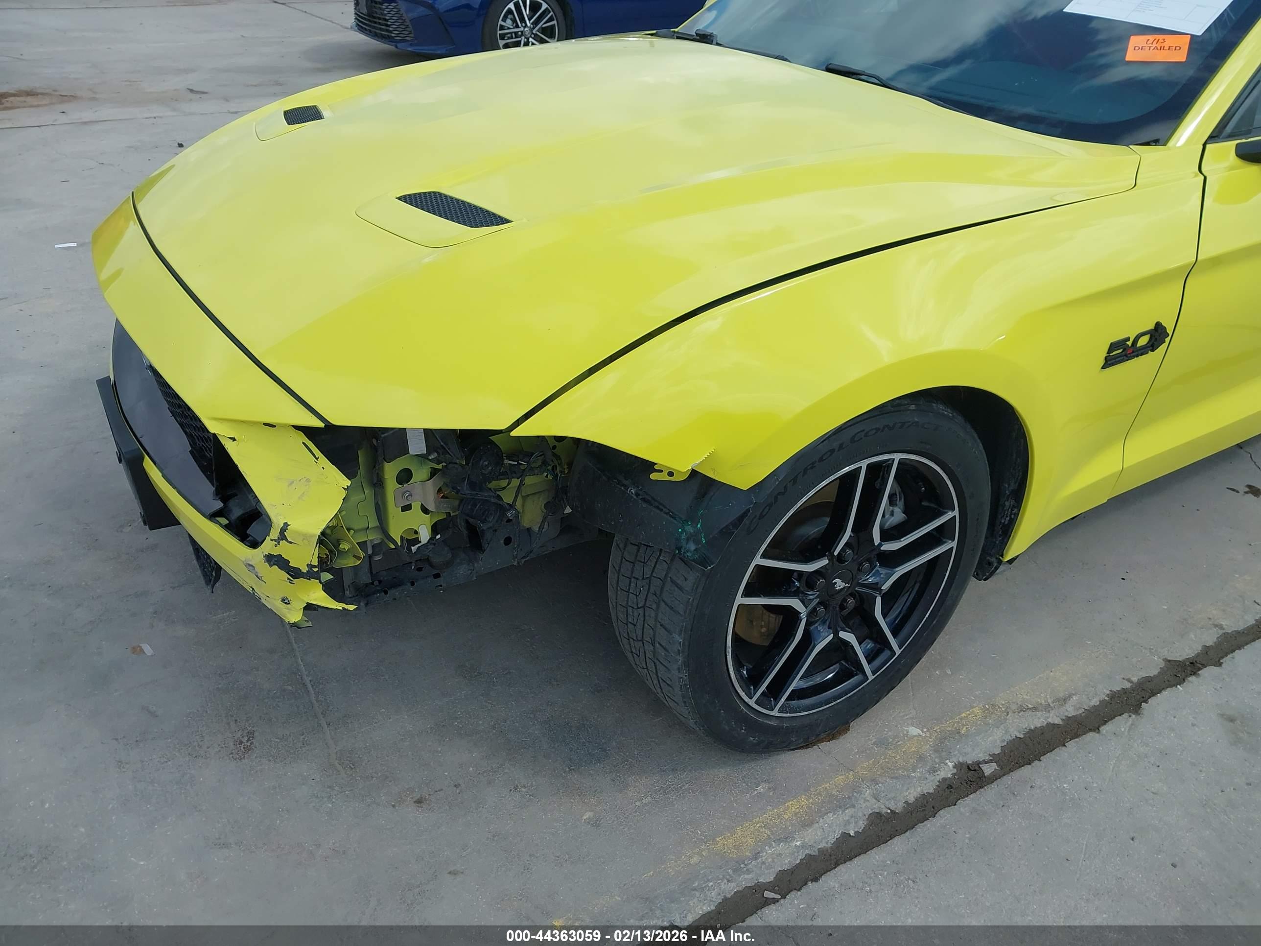 FORD MUSTANG image 6