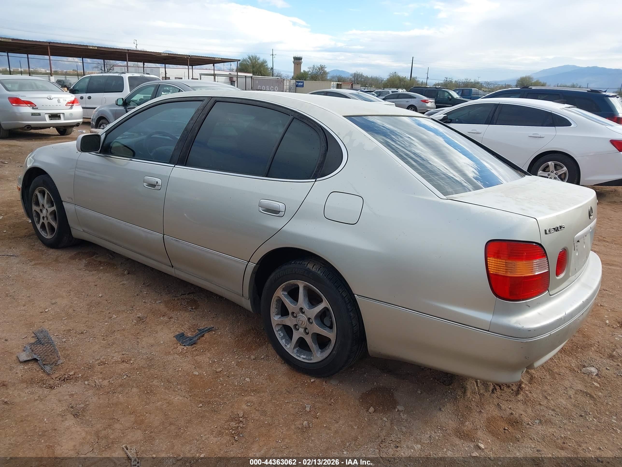 LEXUS GS image 3