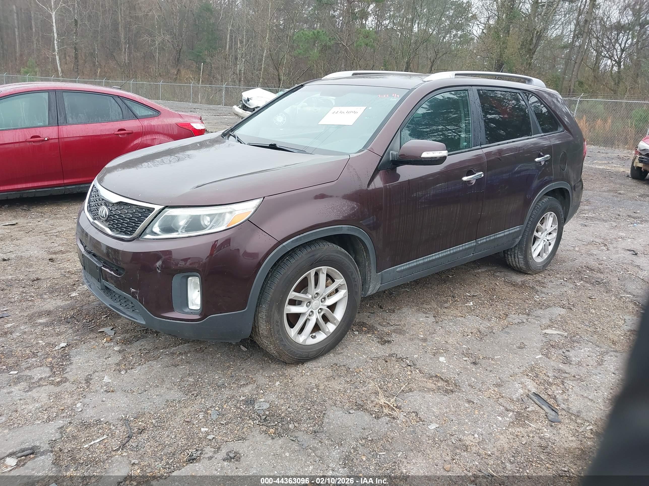 KIA SORENTO image 2