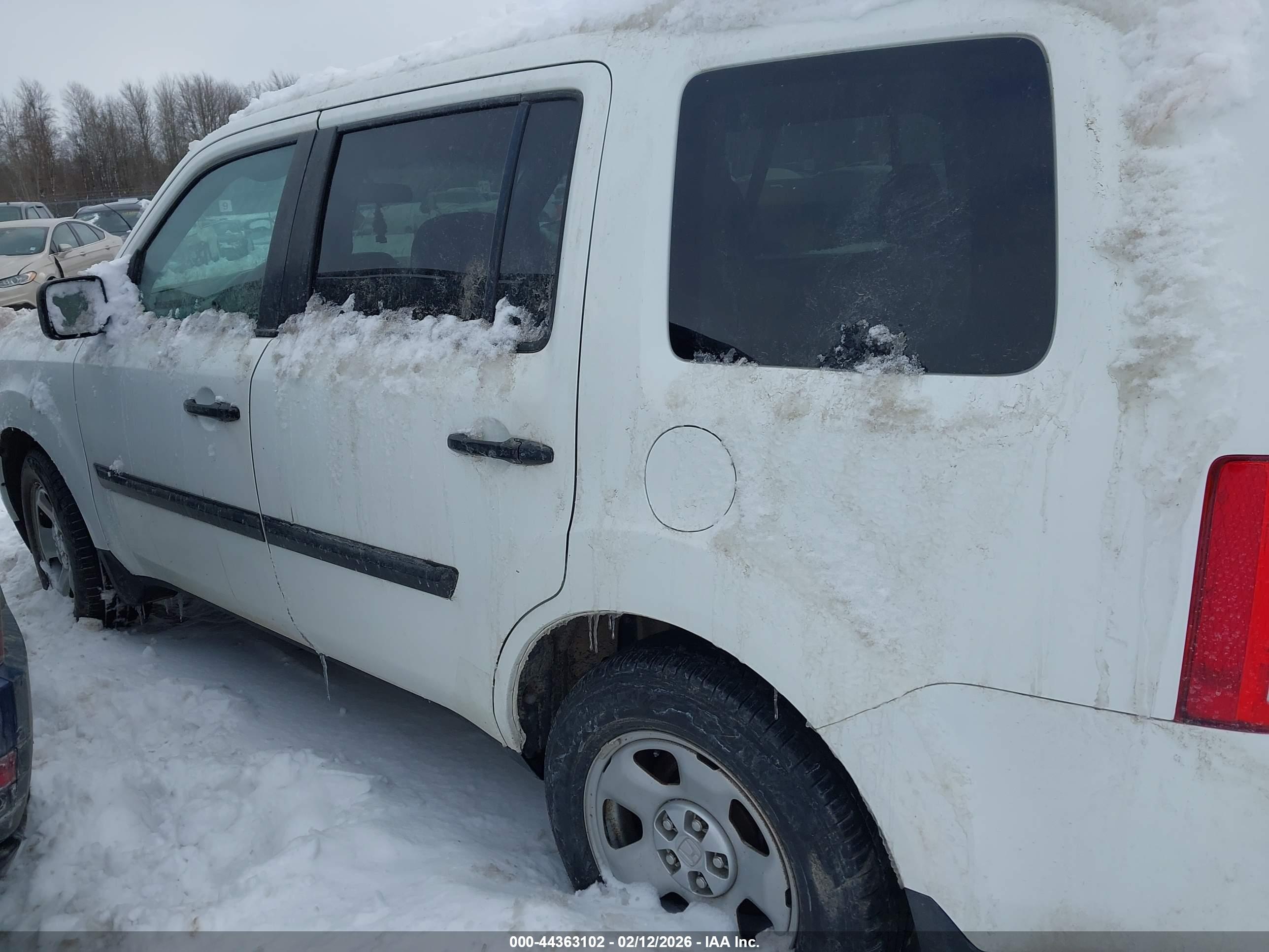 HONDA PILOT image 3