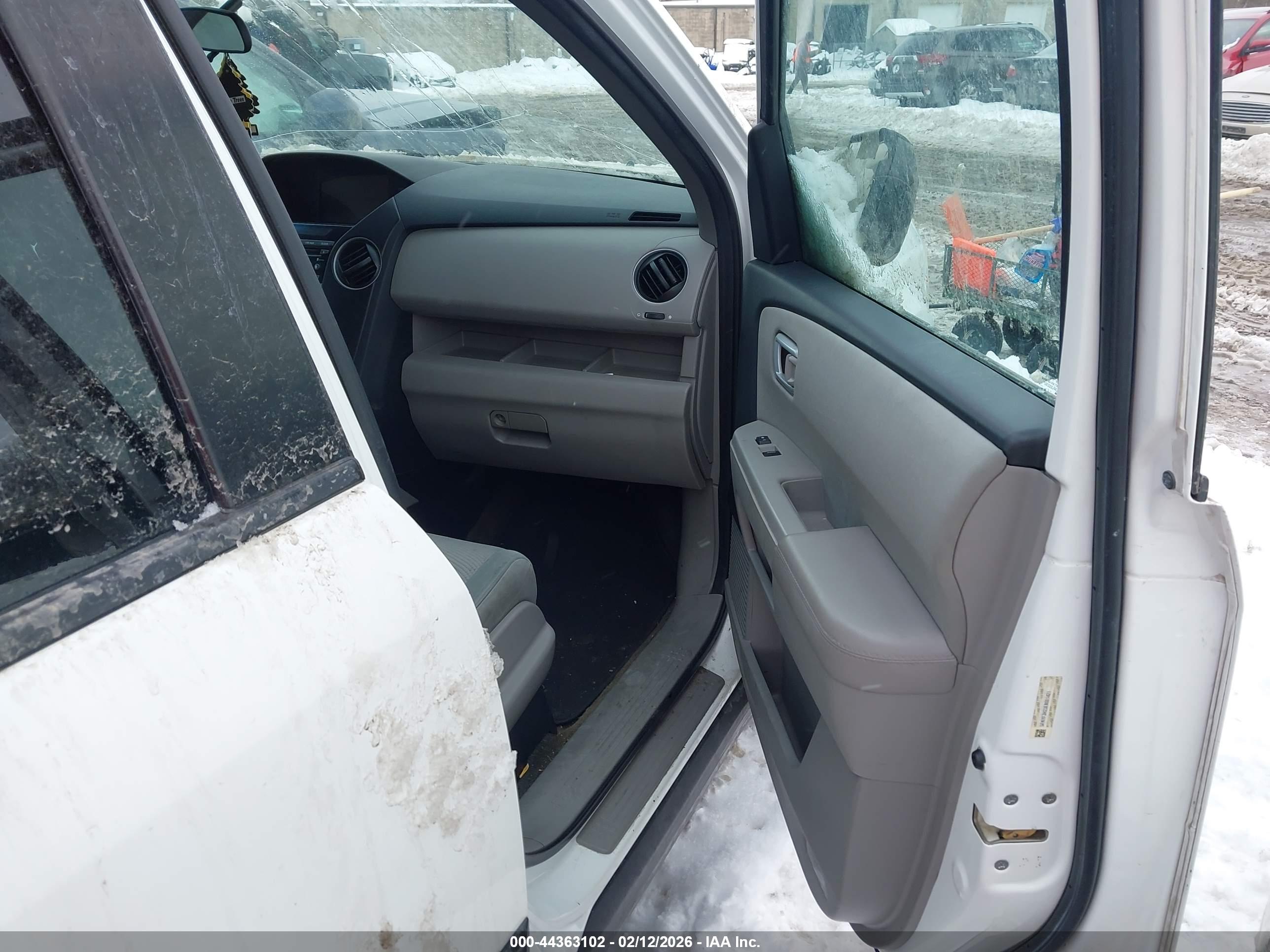 HONDA PILOT image 5