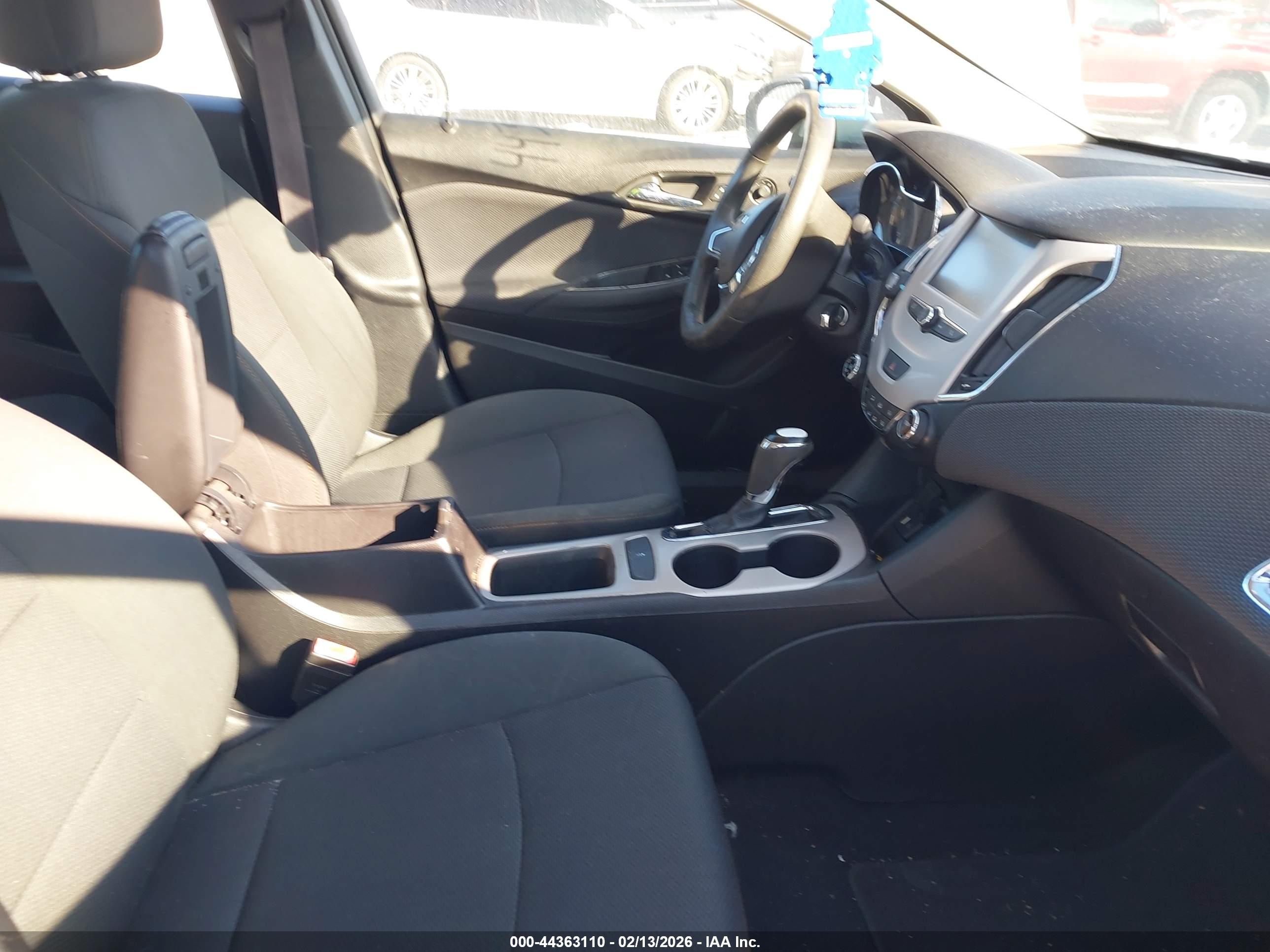CHEVROLET CRUZE image 5