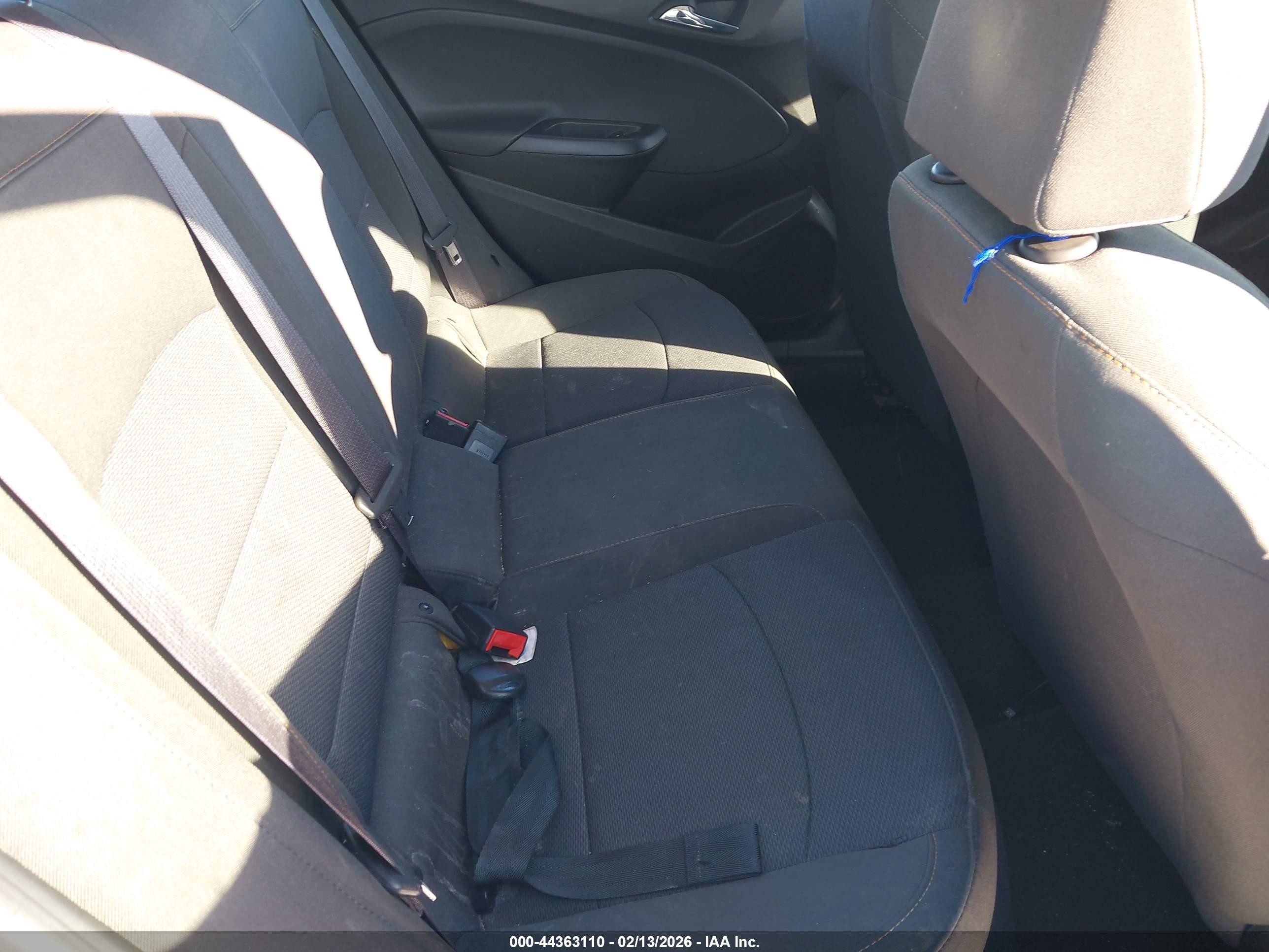 CHEVROLET CRUZE image 8