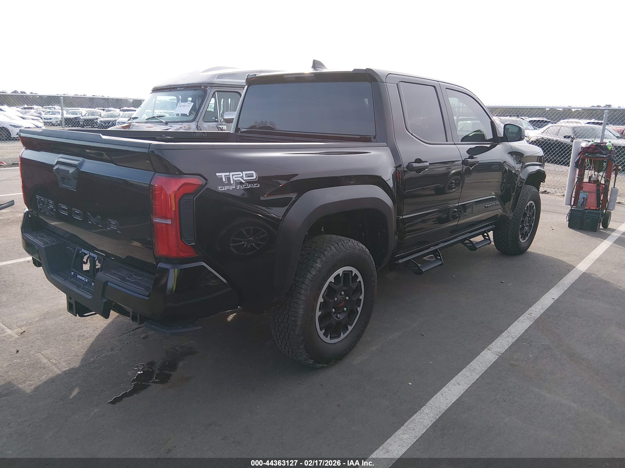 TOYOTA TACOMA image 4