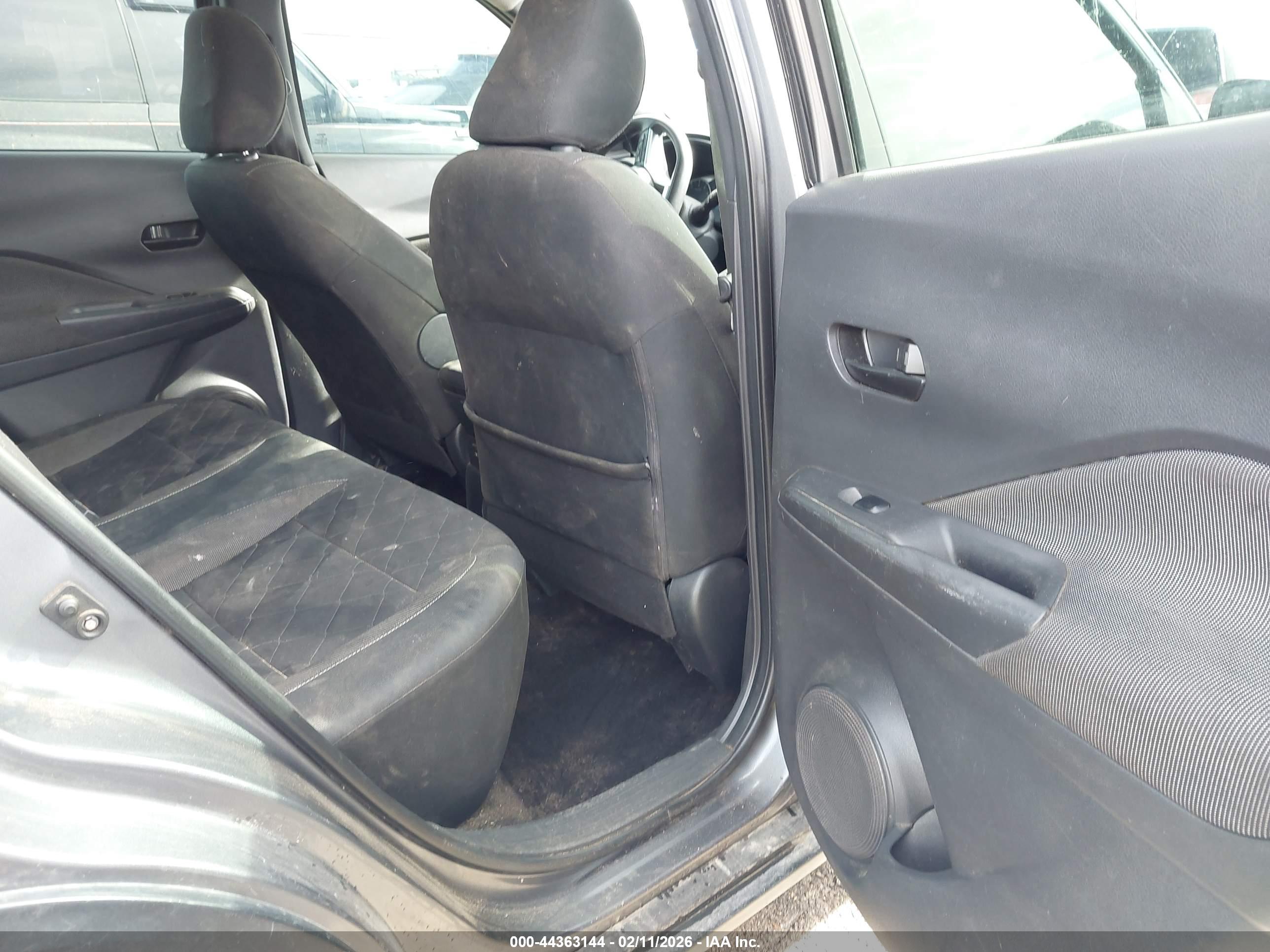 NISSAN KICKS image 8