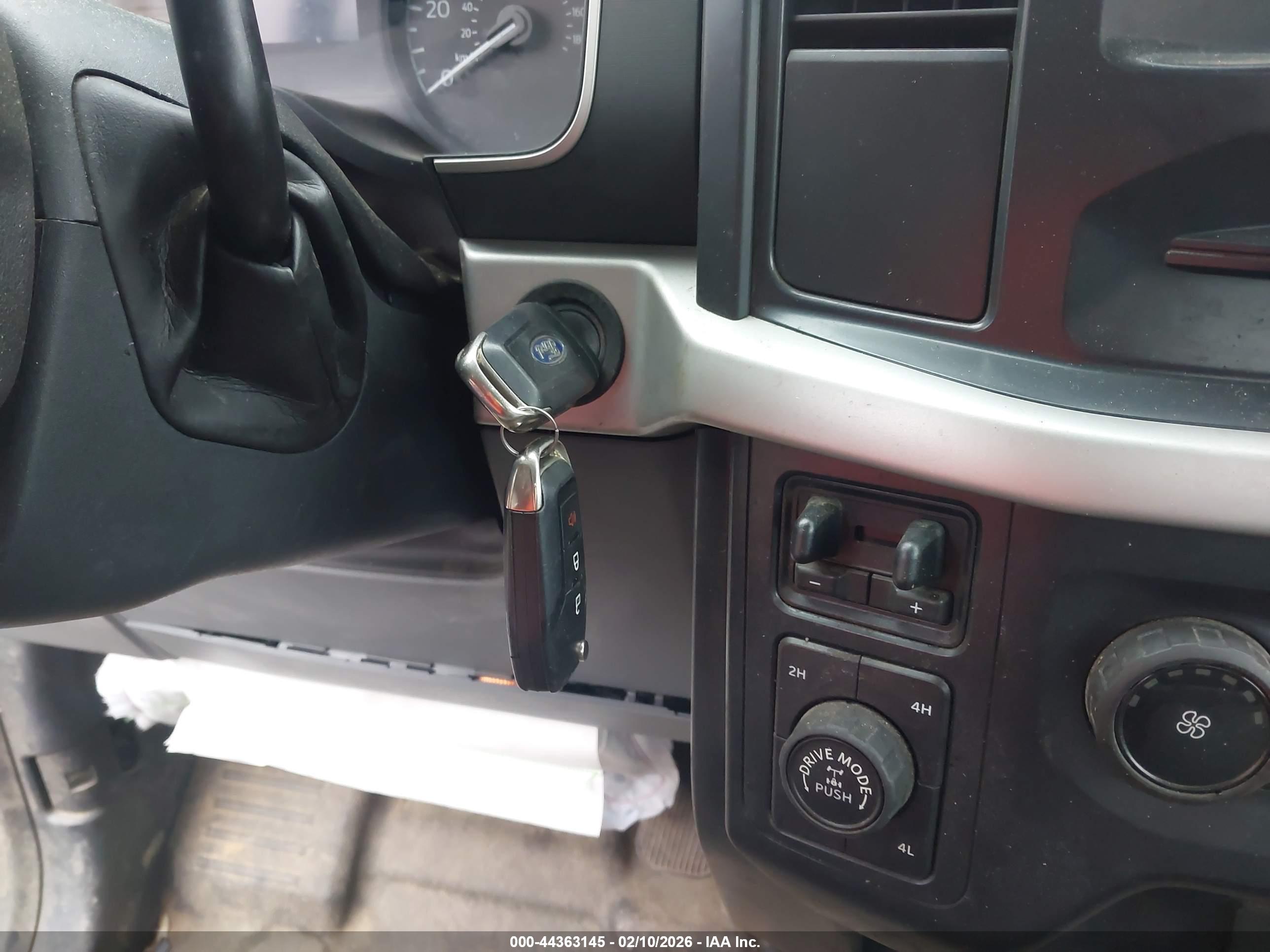 FORD F-150 image 11