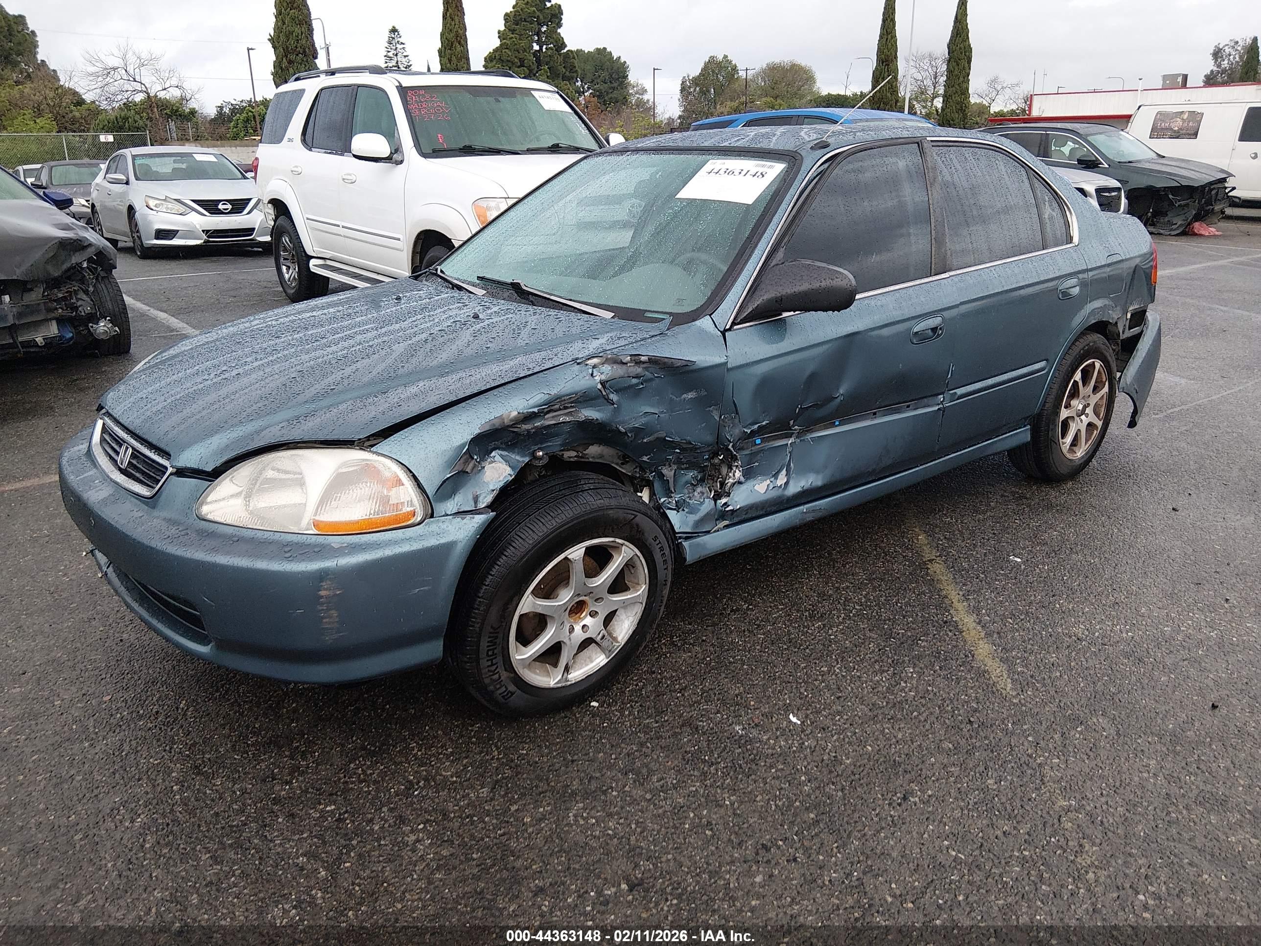 HONDA CIVIC image 2