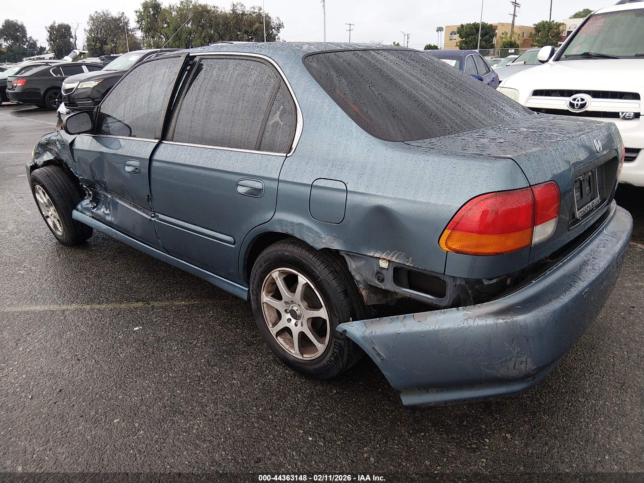 HONDA CIVIC image 3