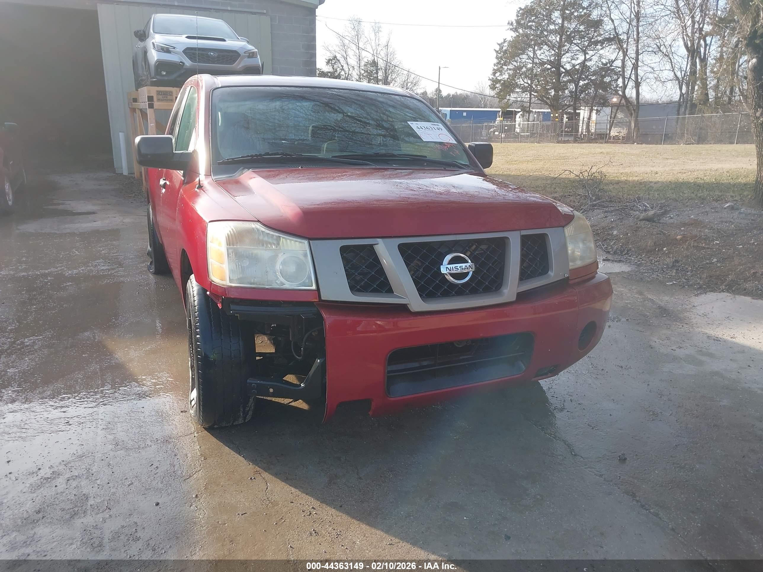 NISSAN TITAN image 6