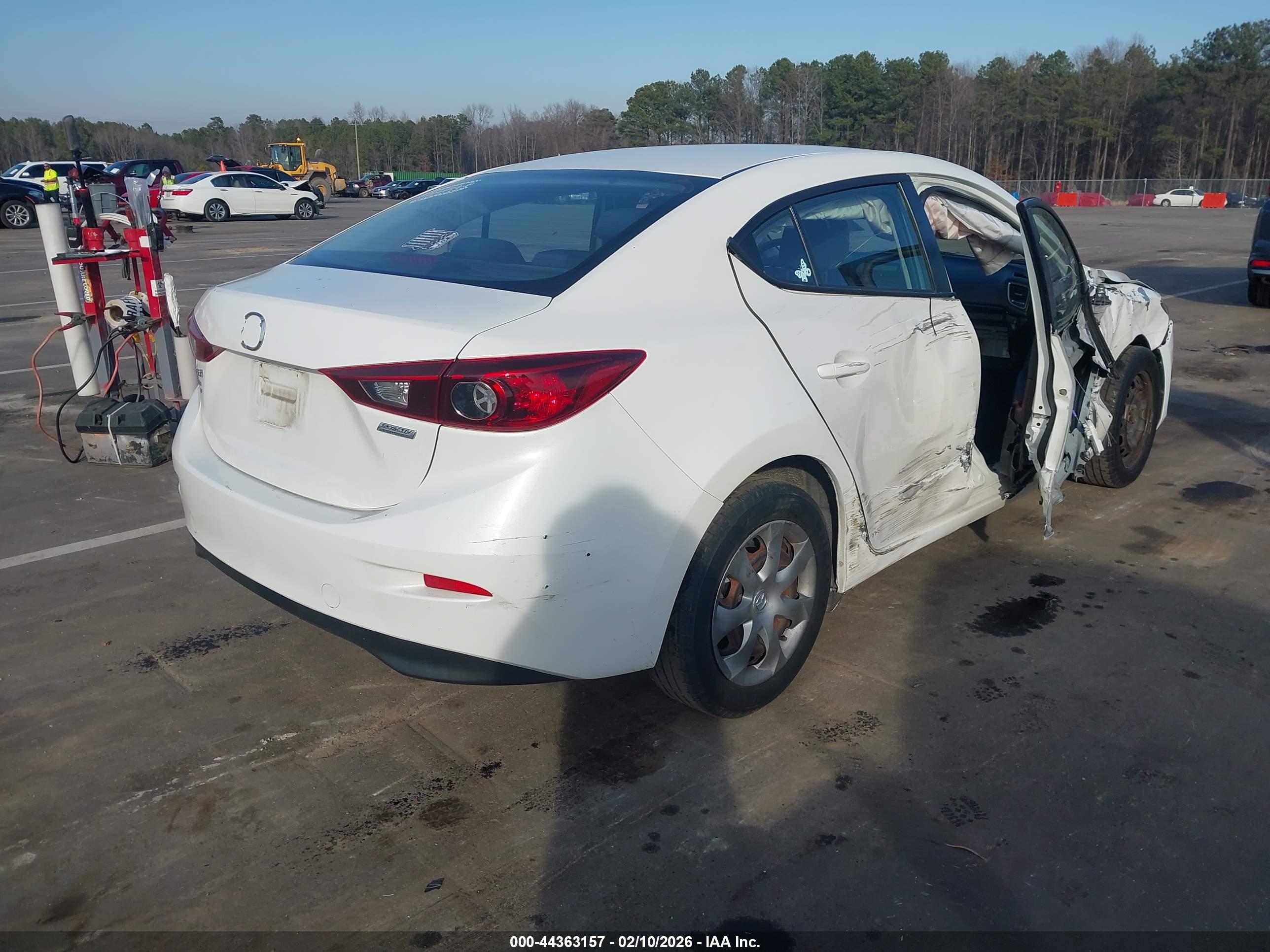 MAZDA MAZDA3 image 4