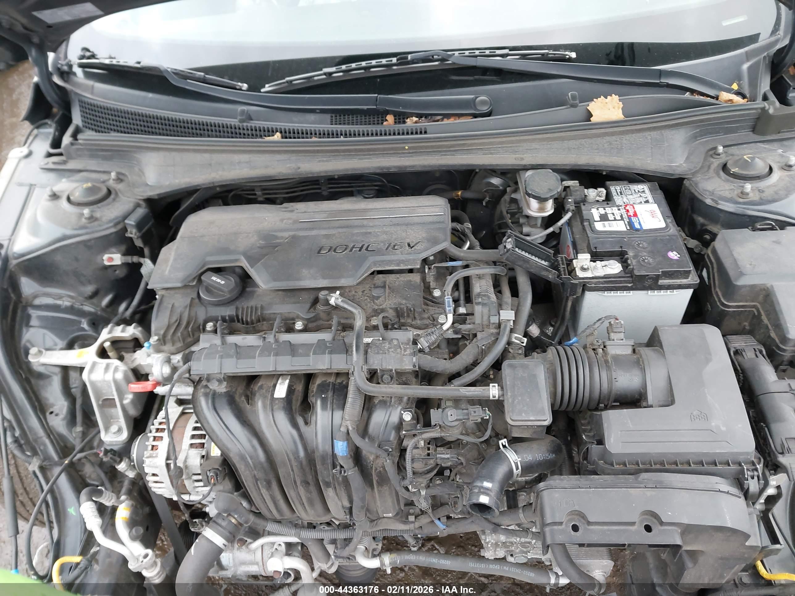 HYUNDAI ELANTRA image 10