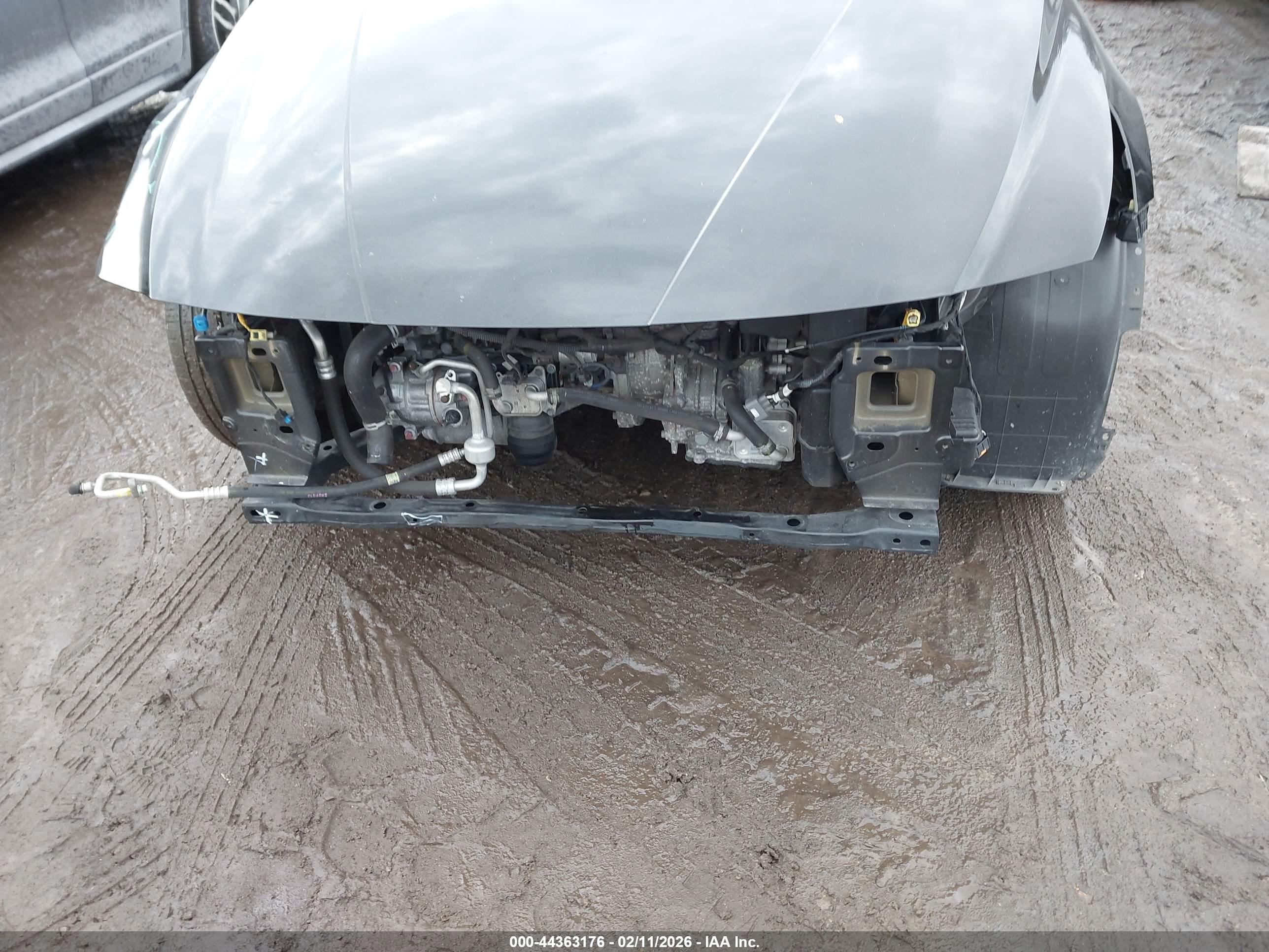 HYUNDAI ELANTRA image 6