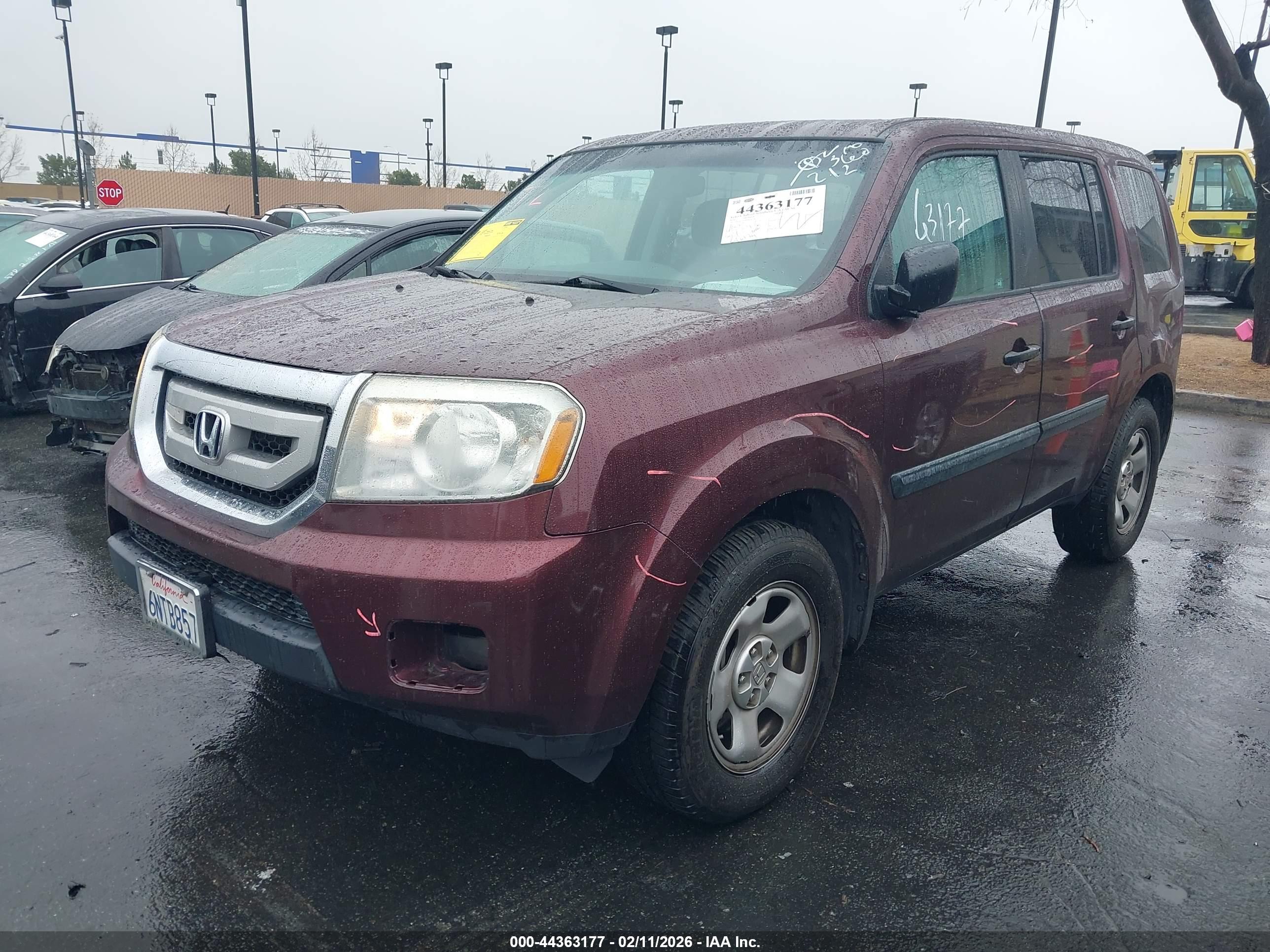 HONDA PILOT image 2