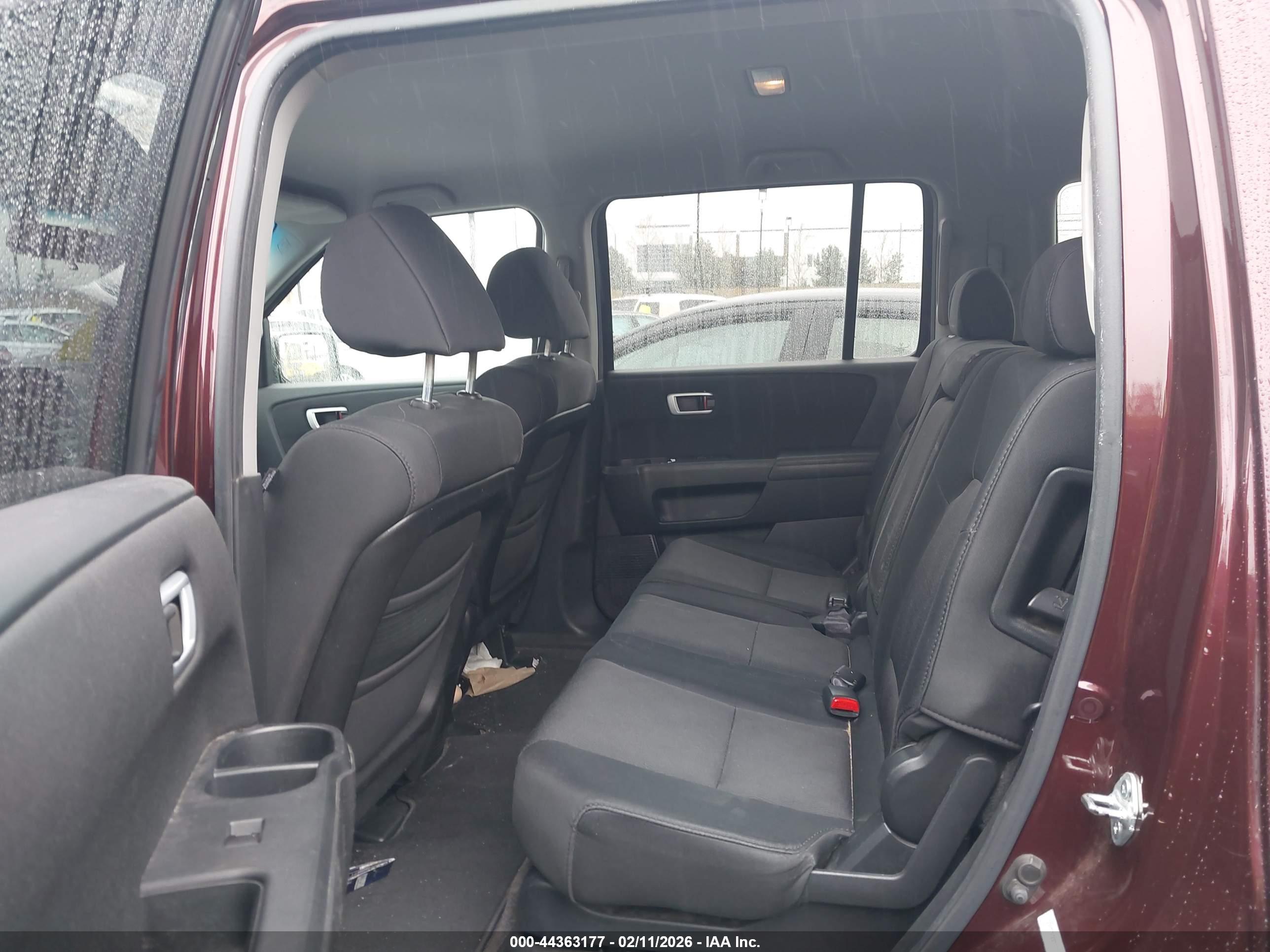 HONDA PILOT image 8