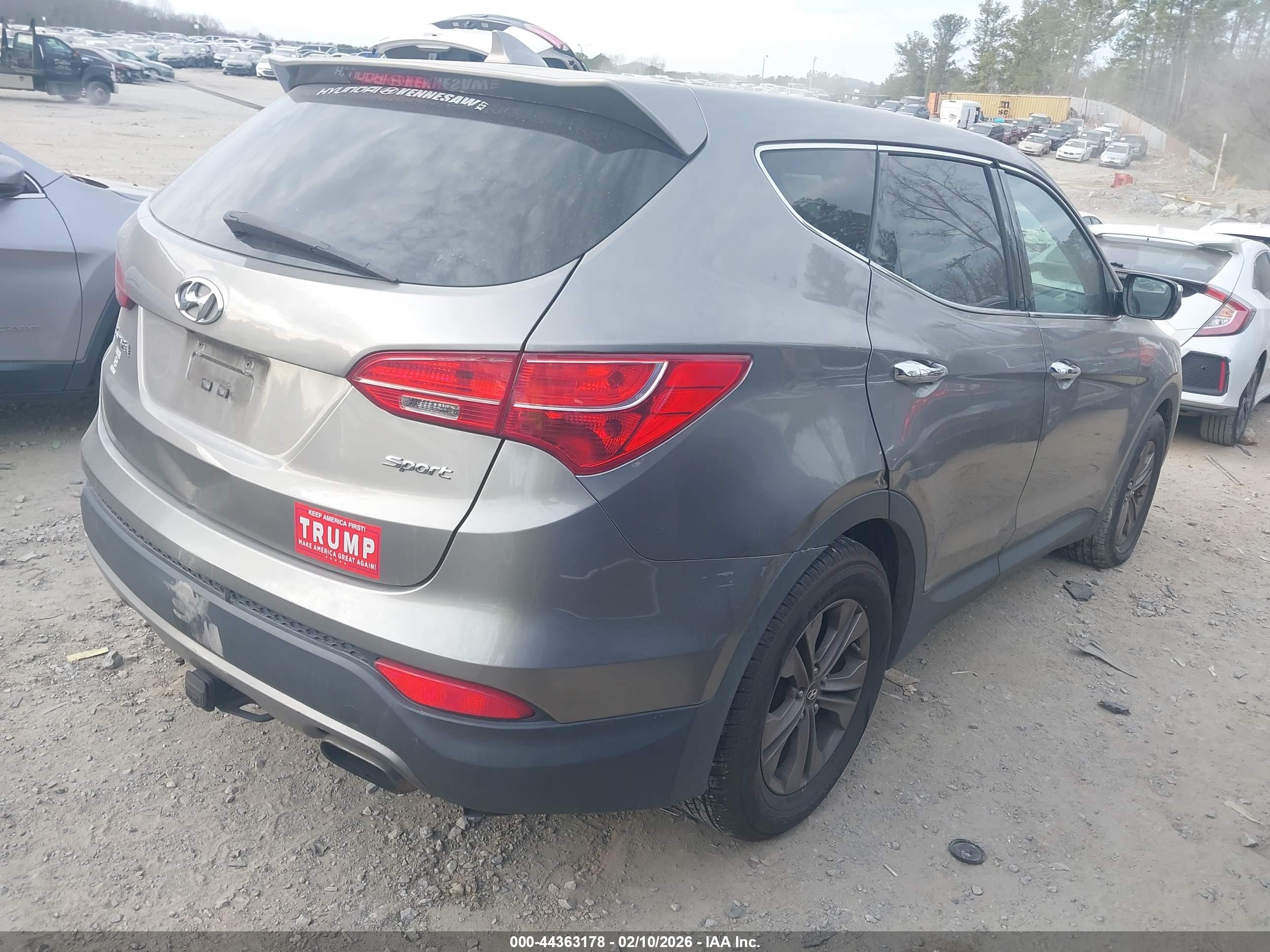HYUNDAI SANTA image 4