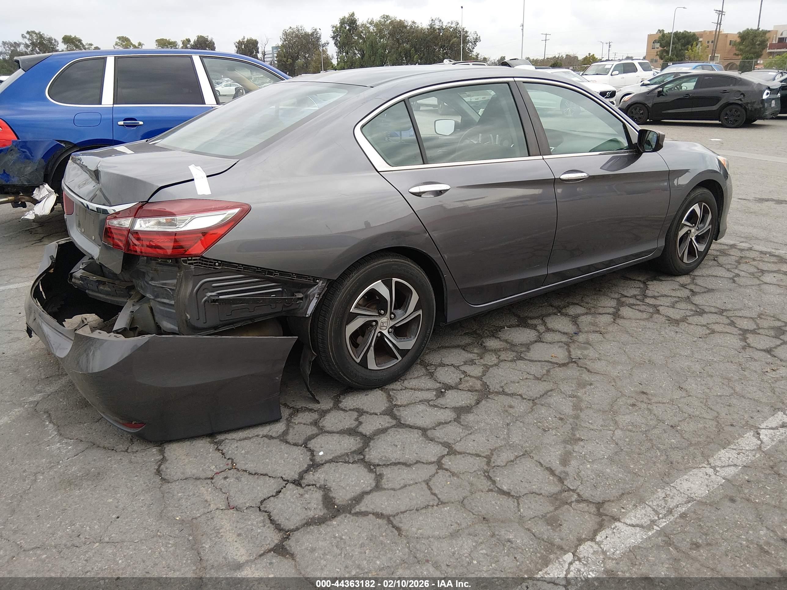 HONDA ACCORD image 4