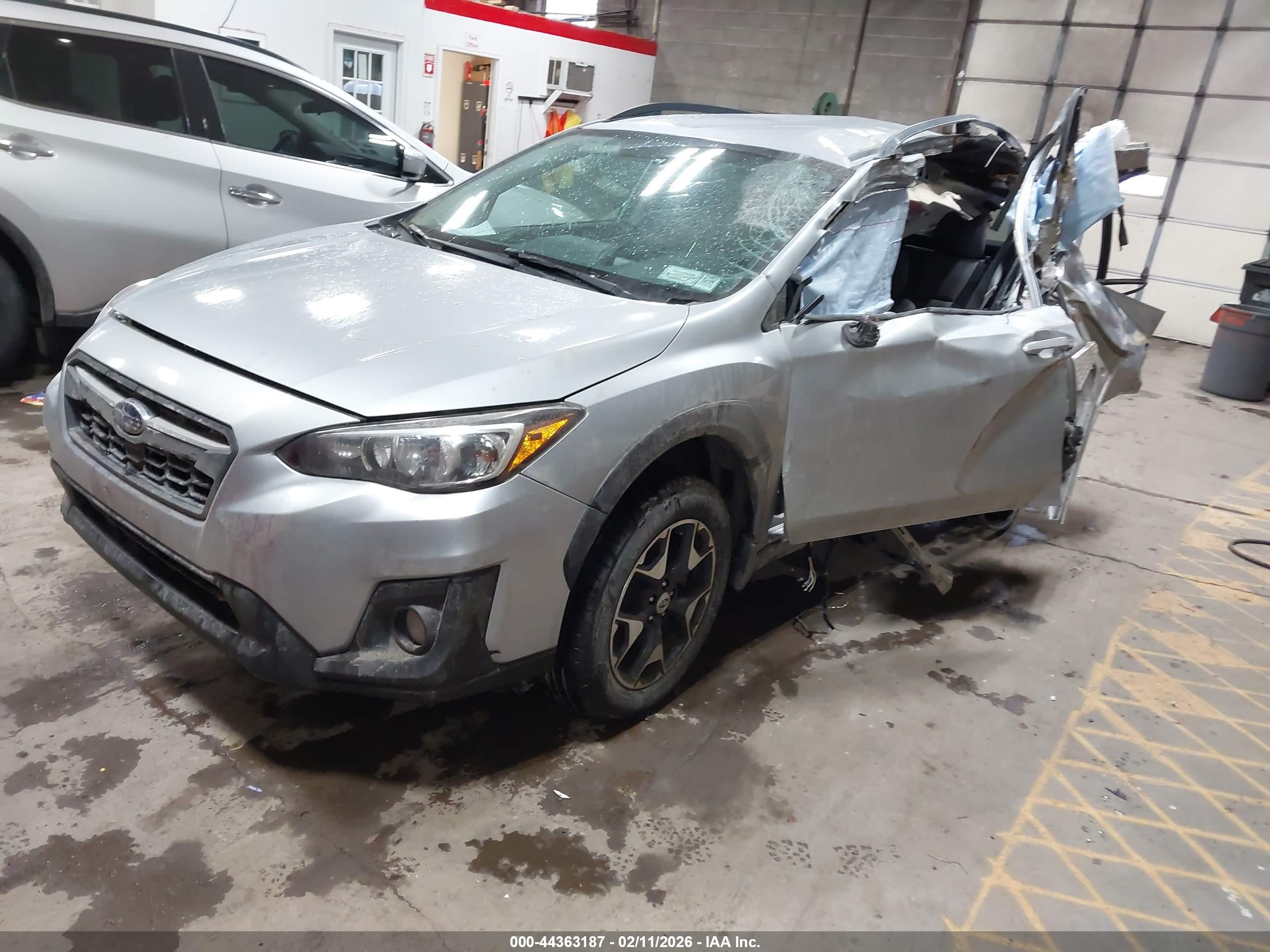 SUBARU CROSSTREK image 2