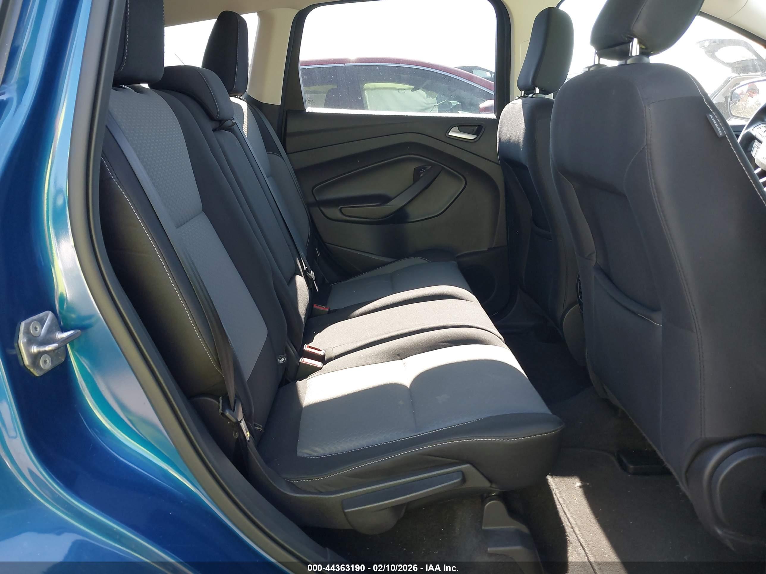 FORD ESCAPE image 8