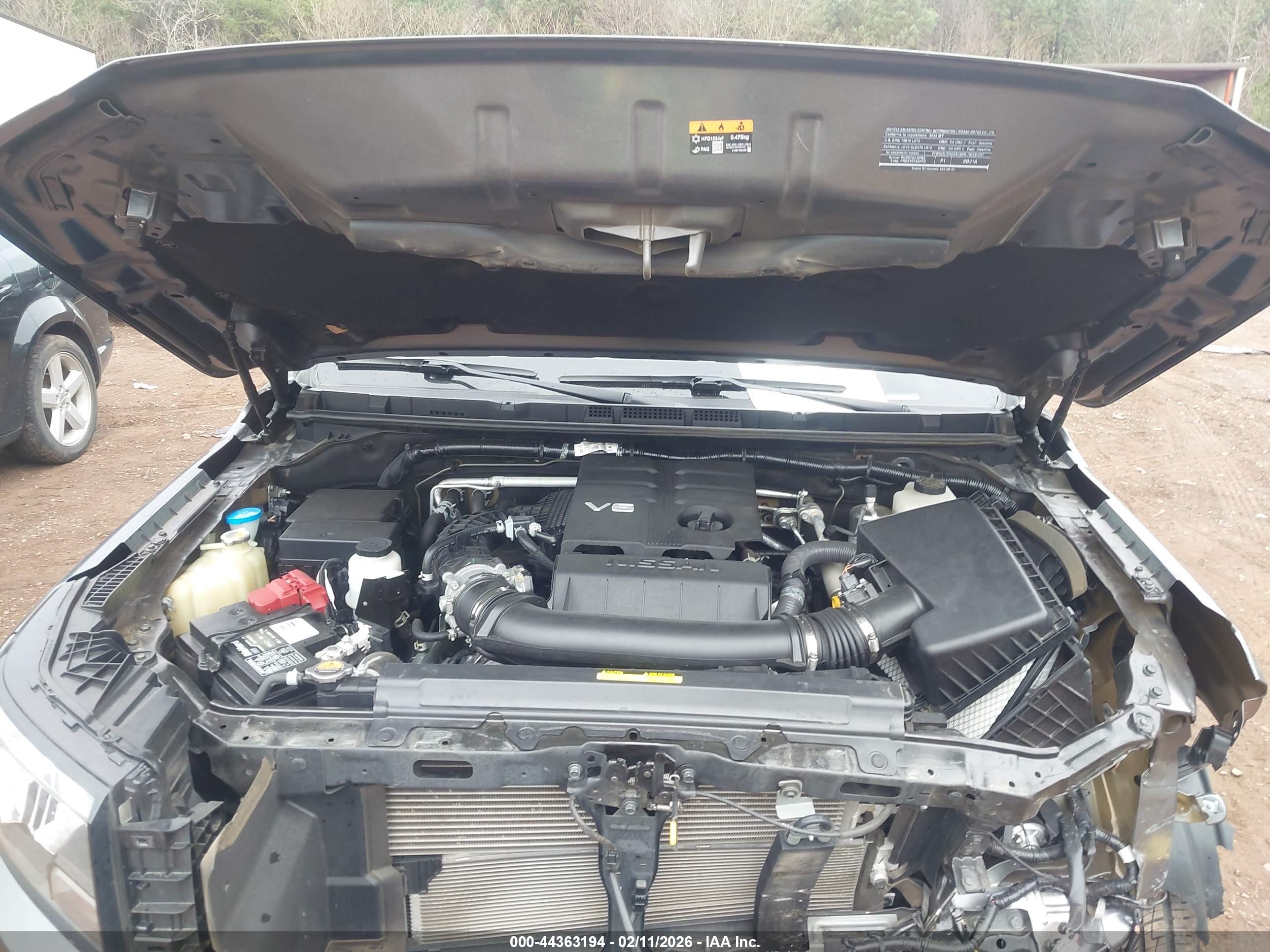NISSAN FRONTIER image 10