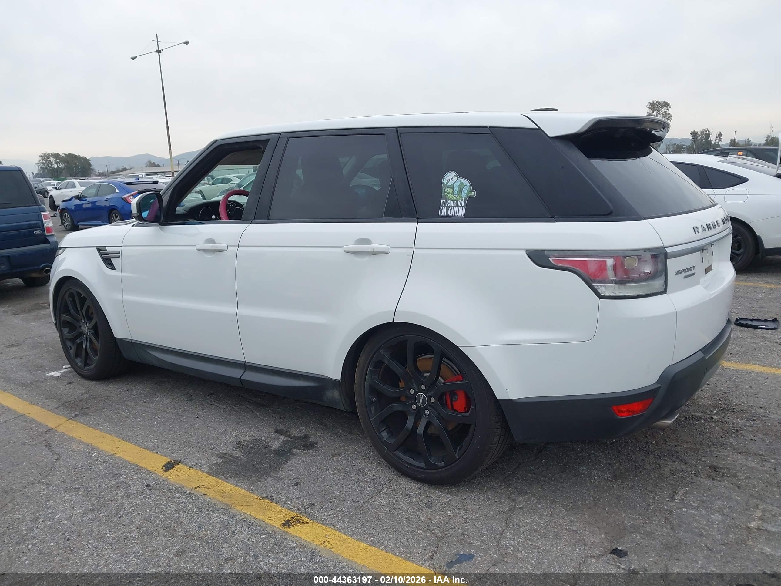 LAND ROVER image 3