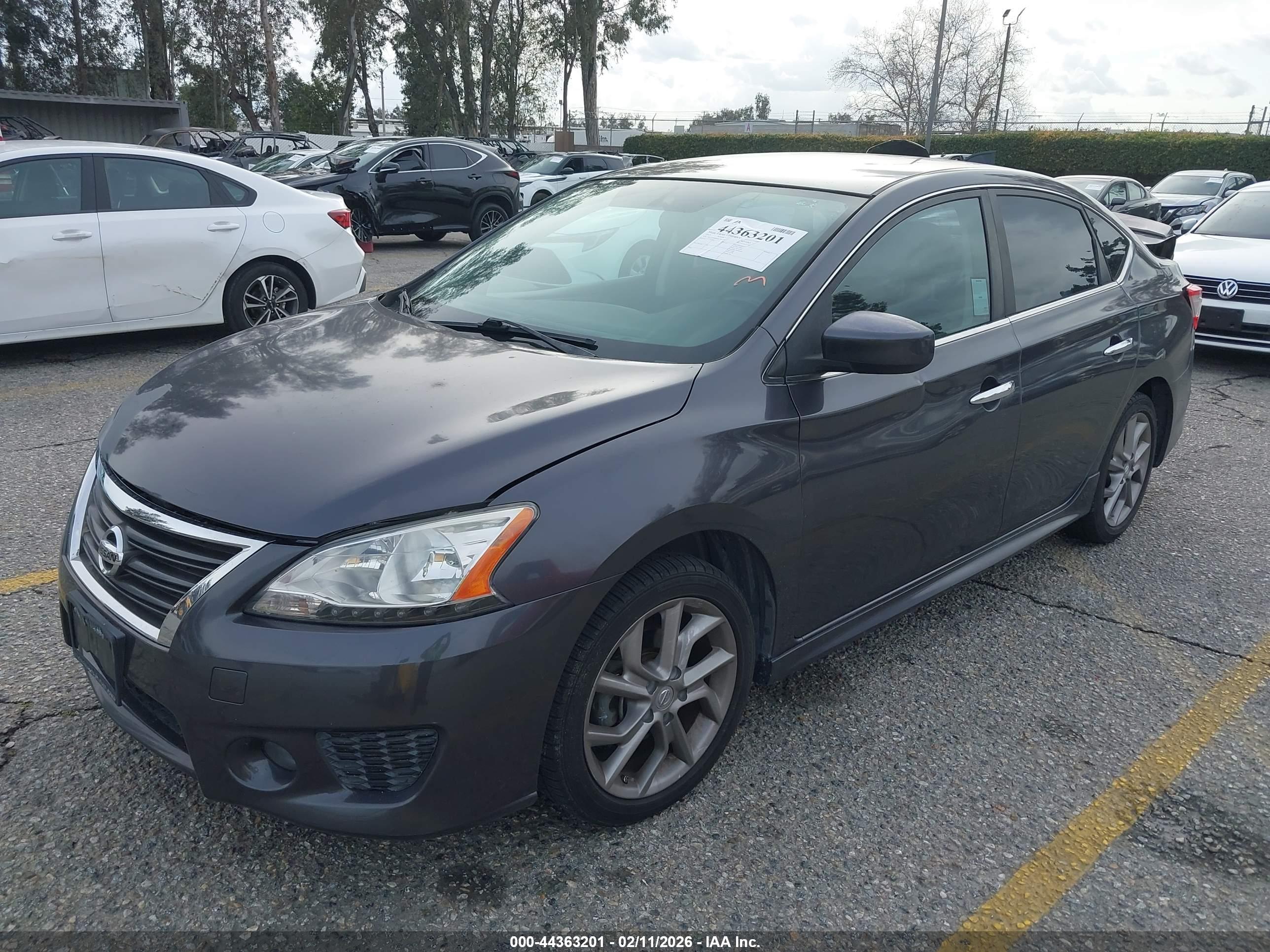 NISSAN SENTRA image 2