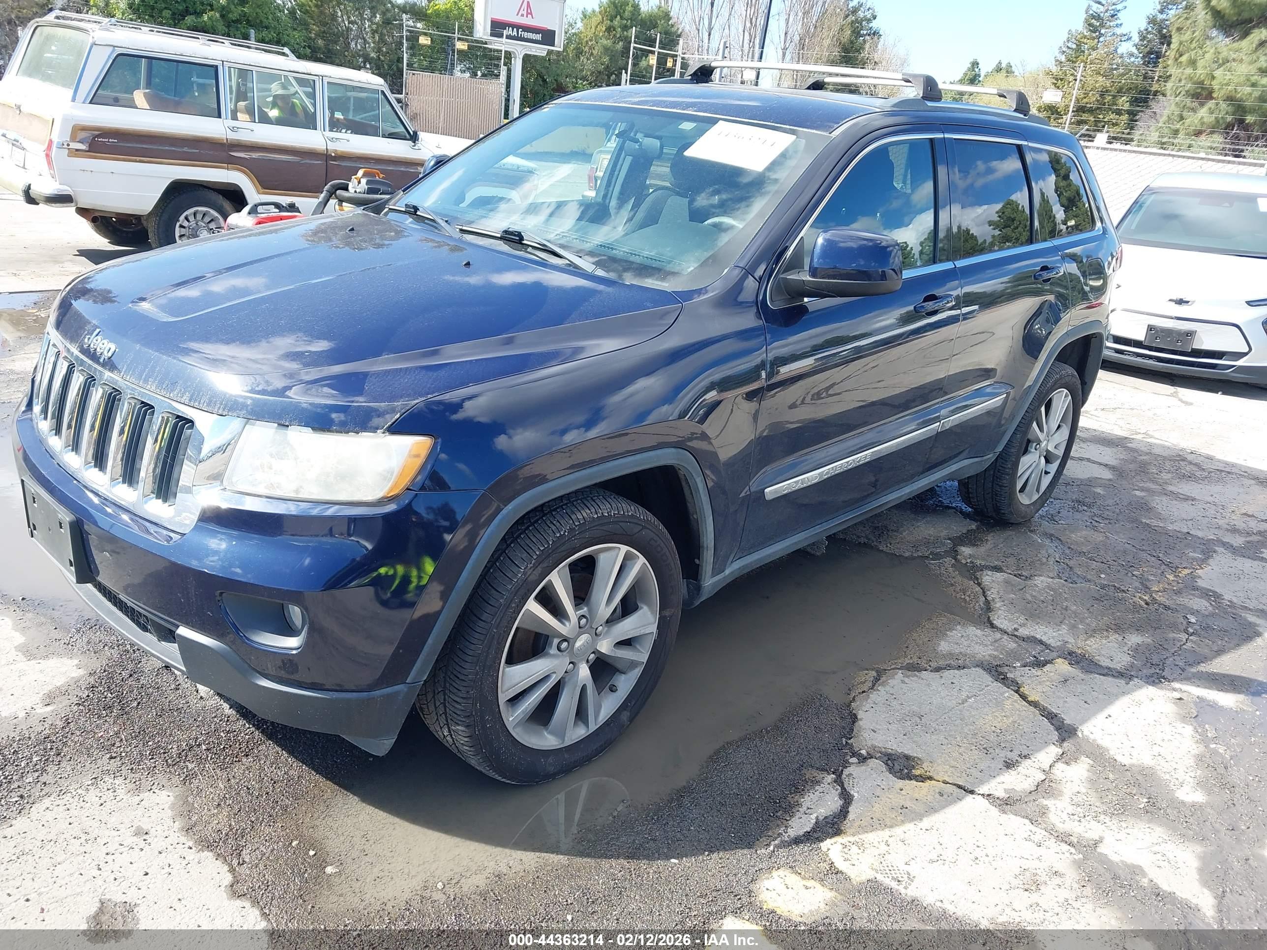 JEEP GRAND image 2