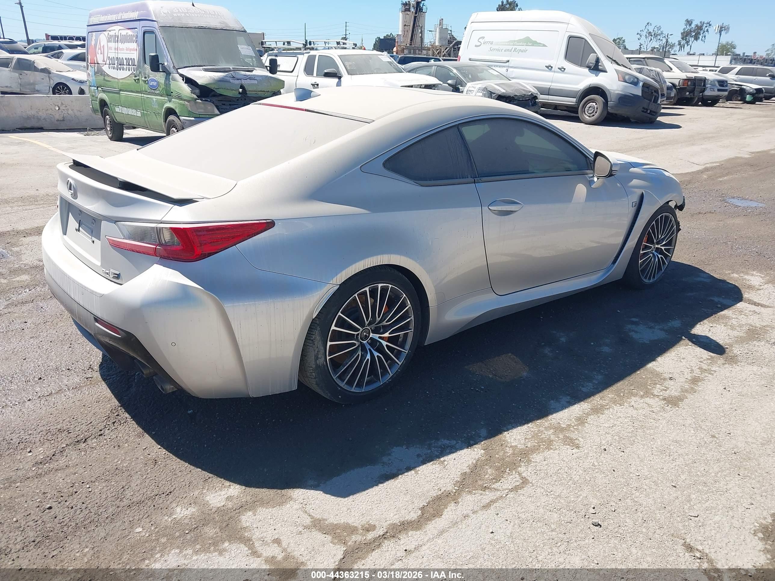 LEXUS RC image 4