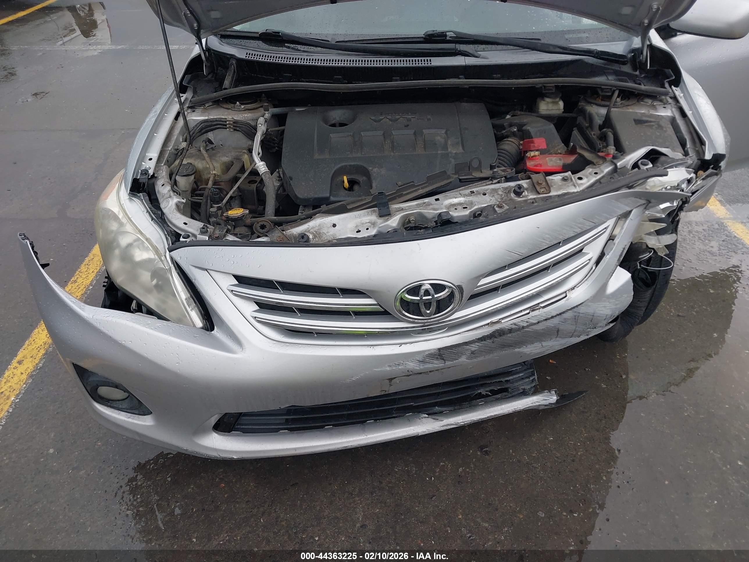 TOYOTA COROLLA image 10