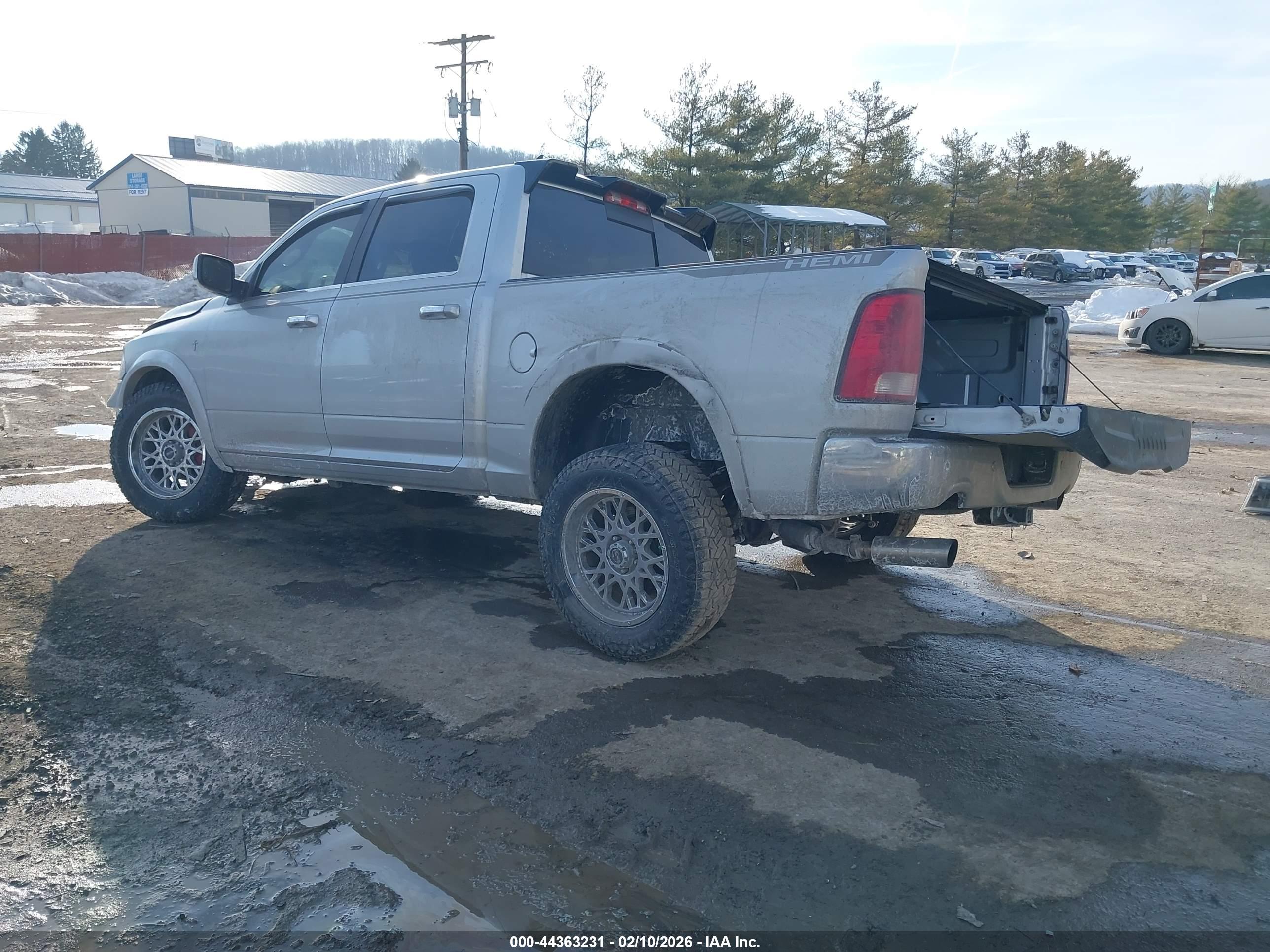 RAM 1500 image 3