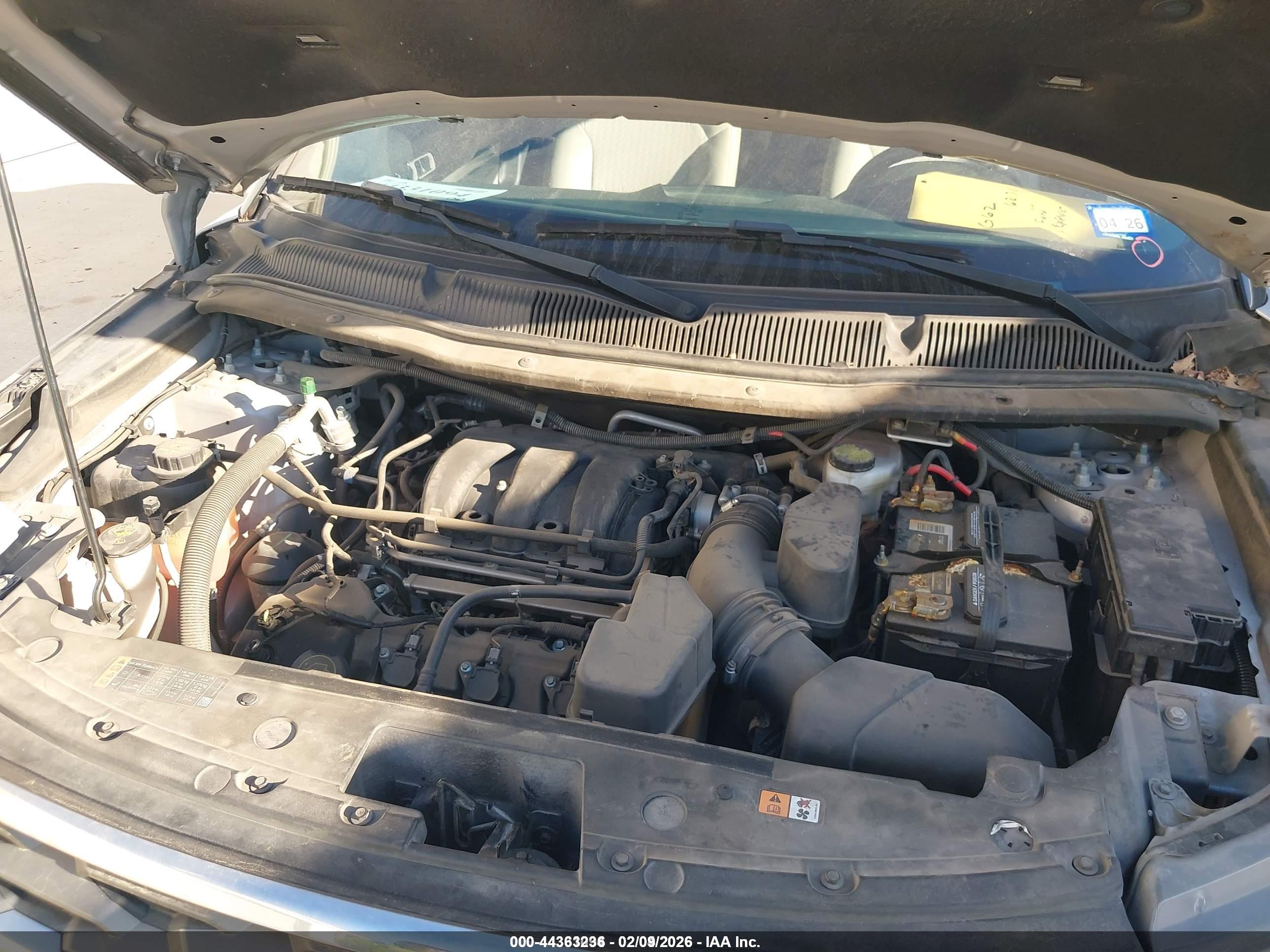 FORD EXPLORER image 10
