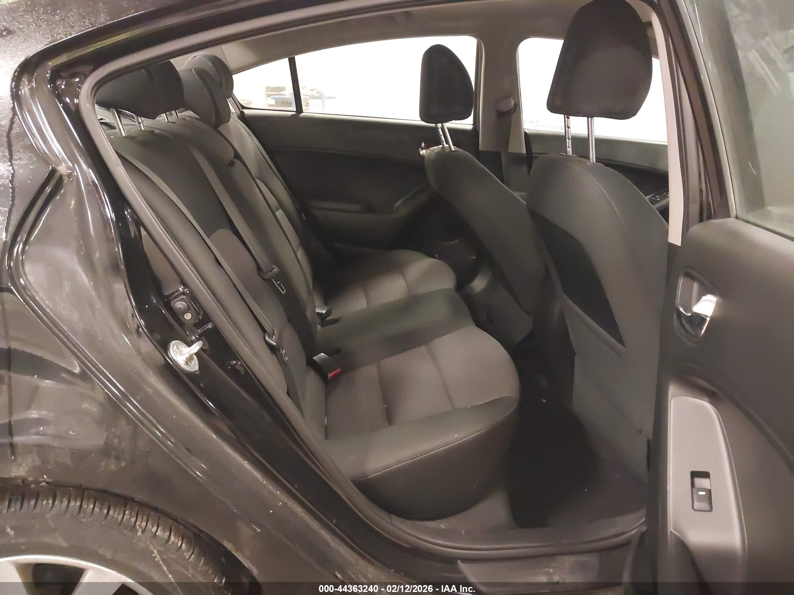KIA FORTE image 8