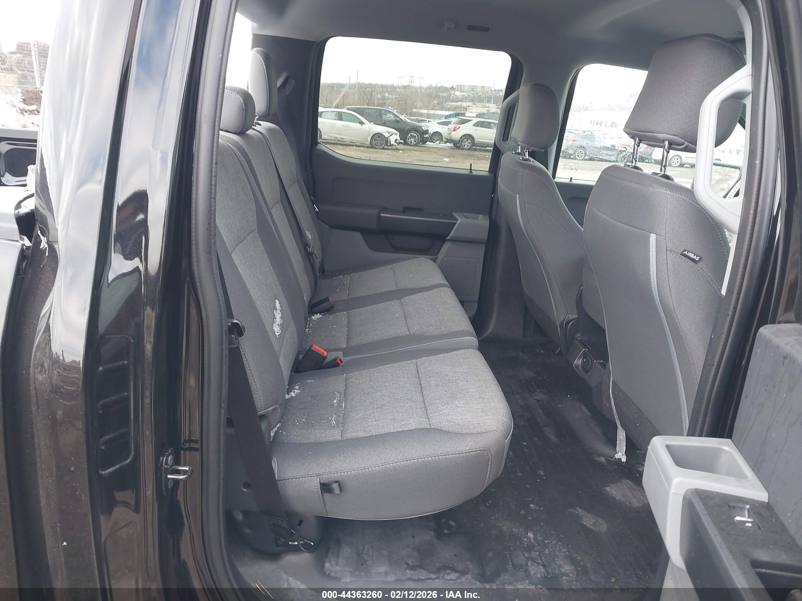 FORD F-150 image 8