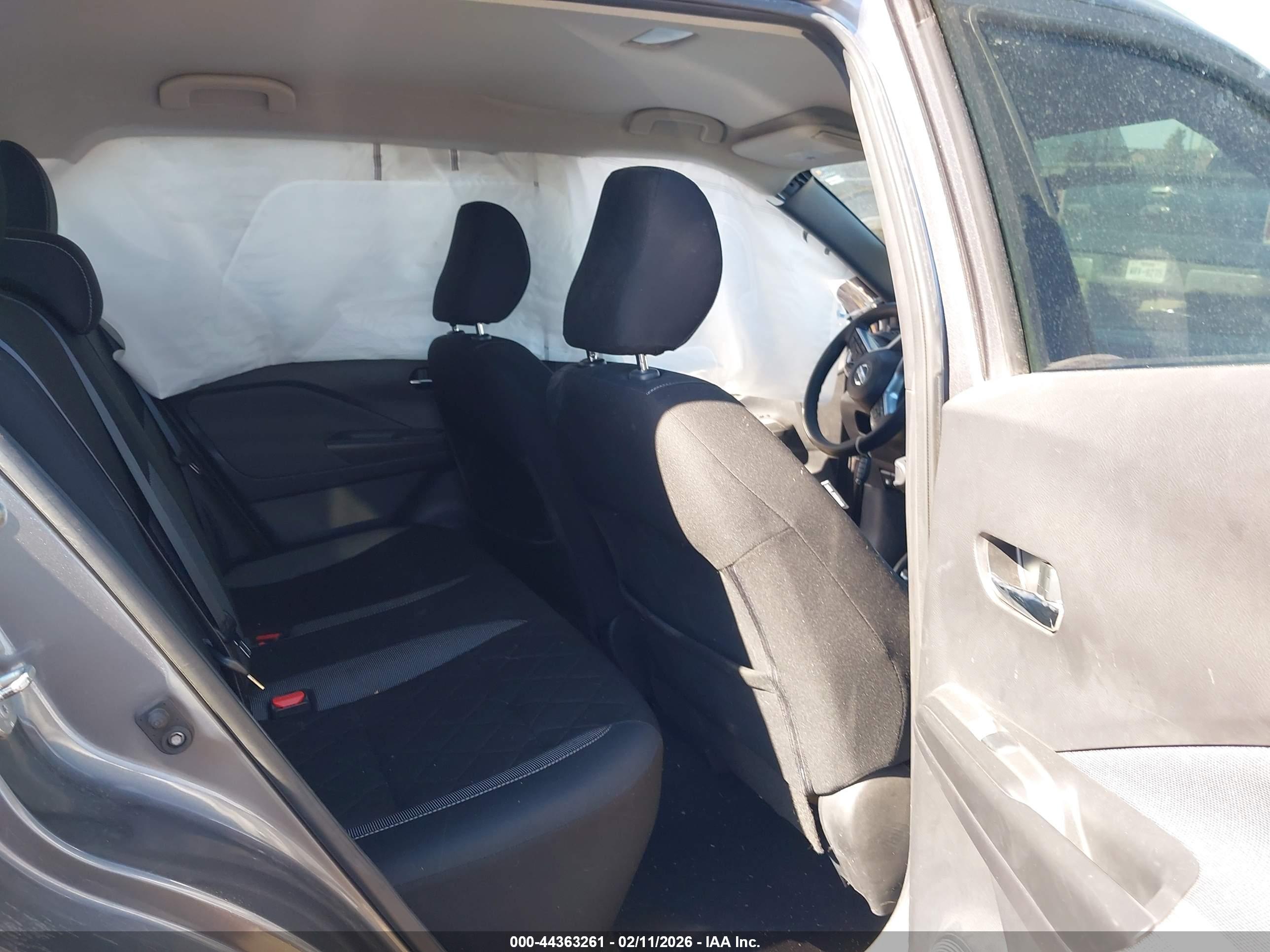 NISSAN KICKS image 8