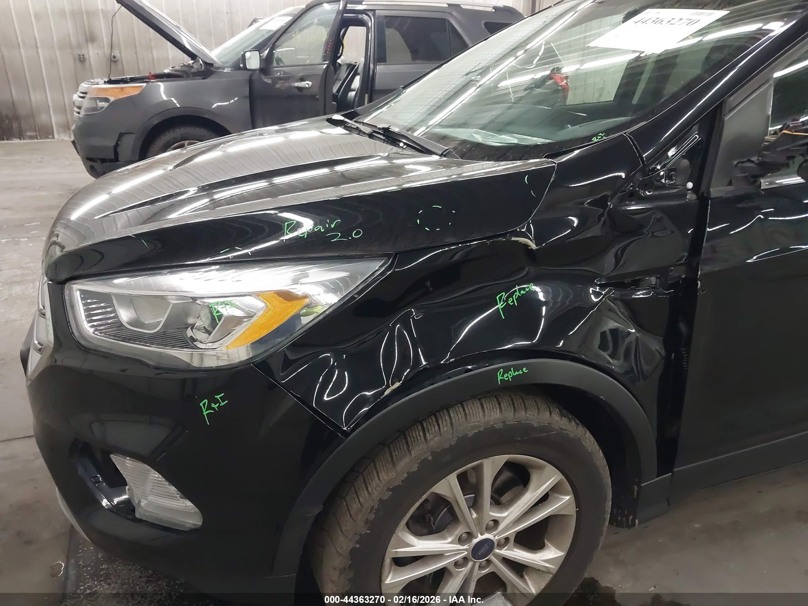 FORD ESCAPE image 6