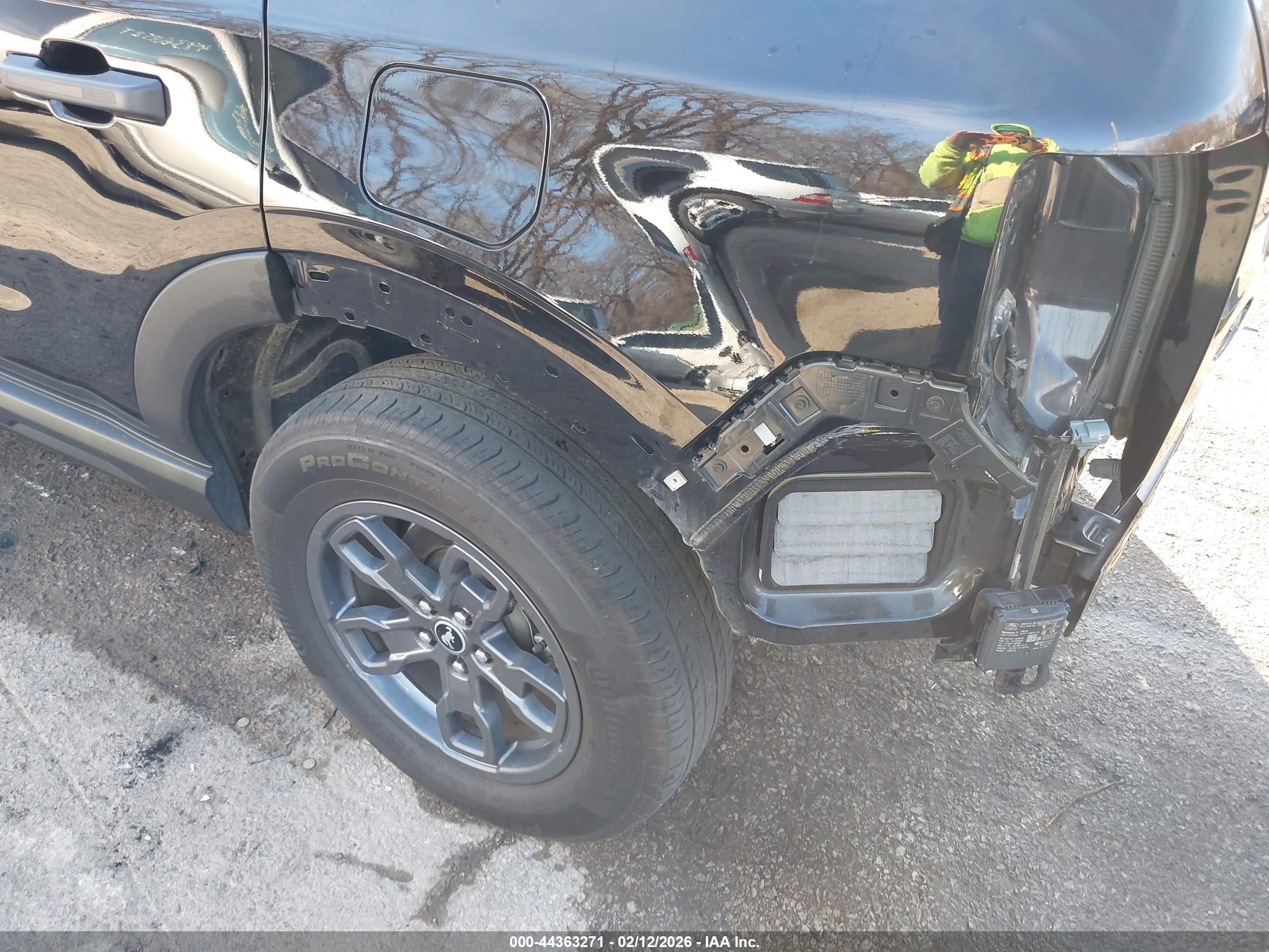 FORD BRONCO image 6