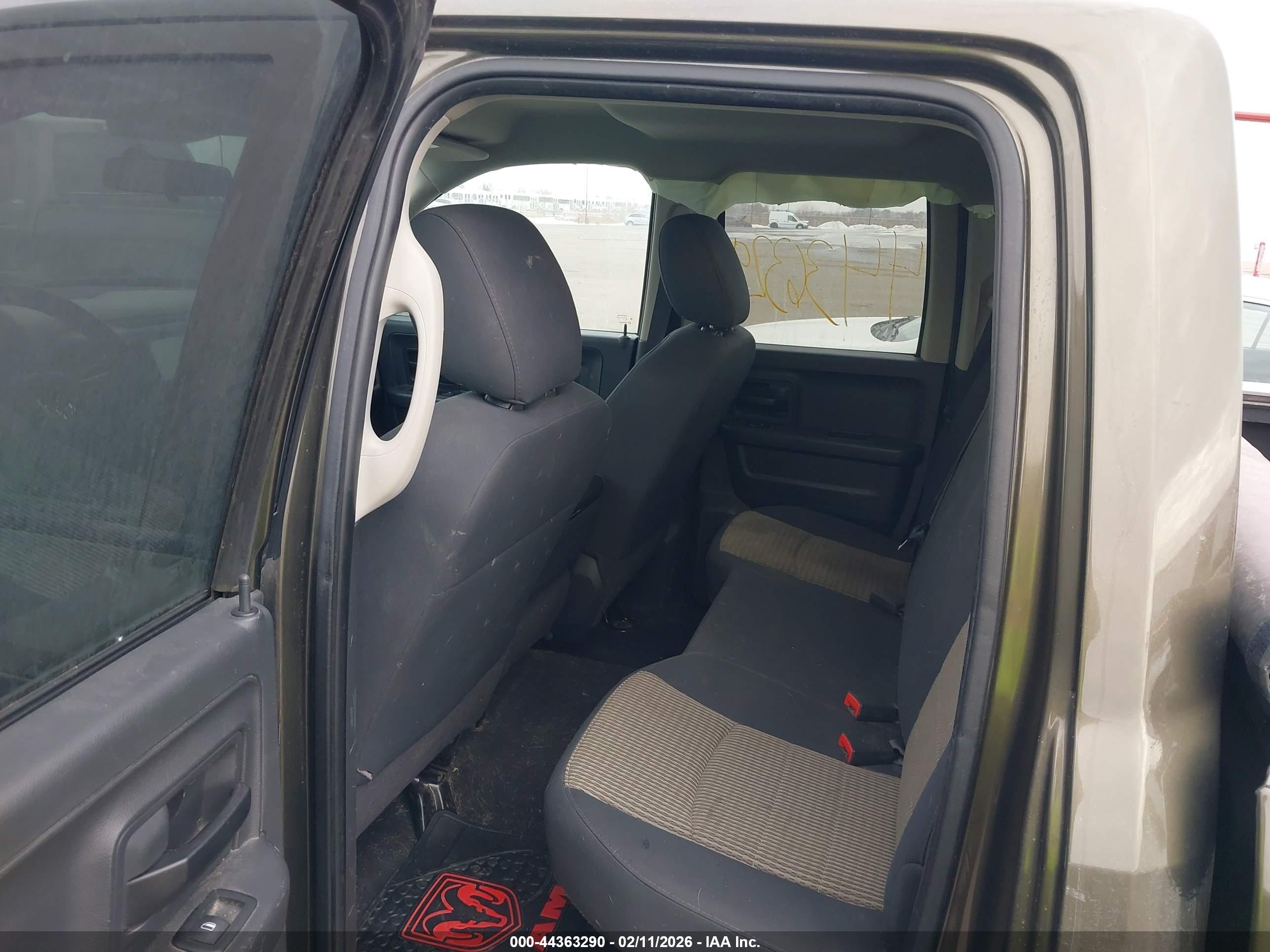 RAM 1500 image 8