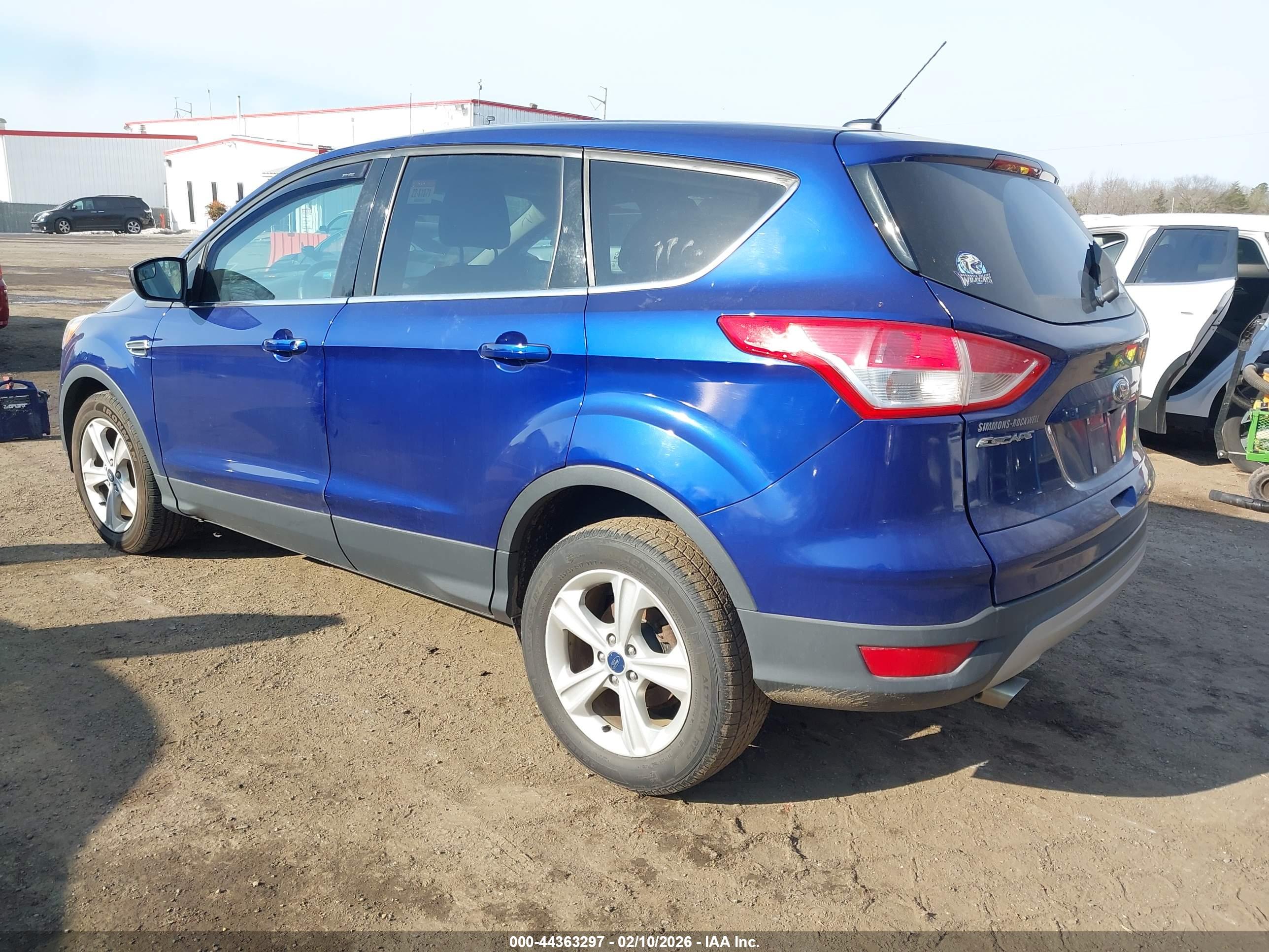 FORD ESCAPE image 3