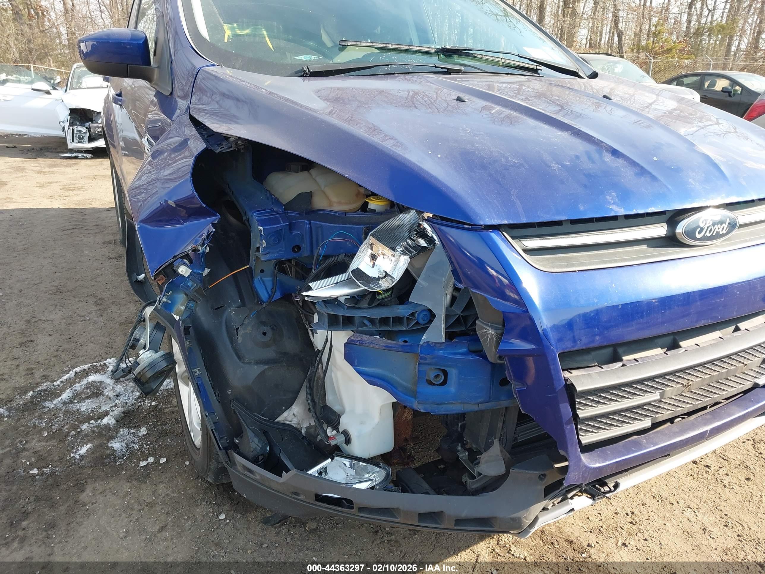 FORD ESCAPE image 6