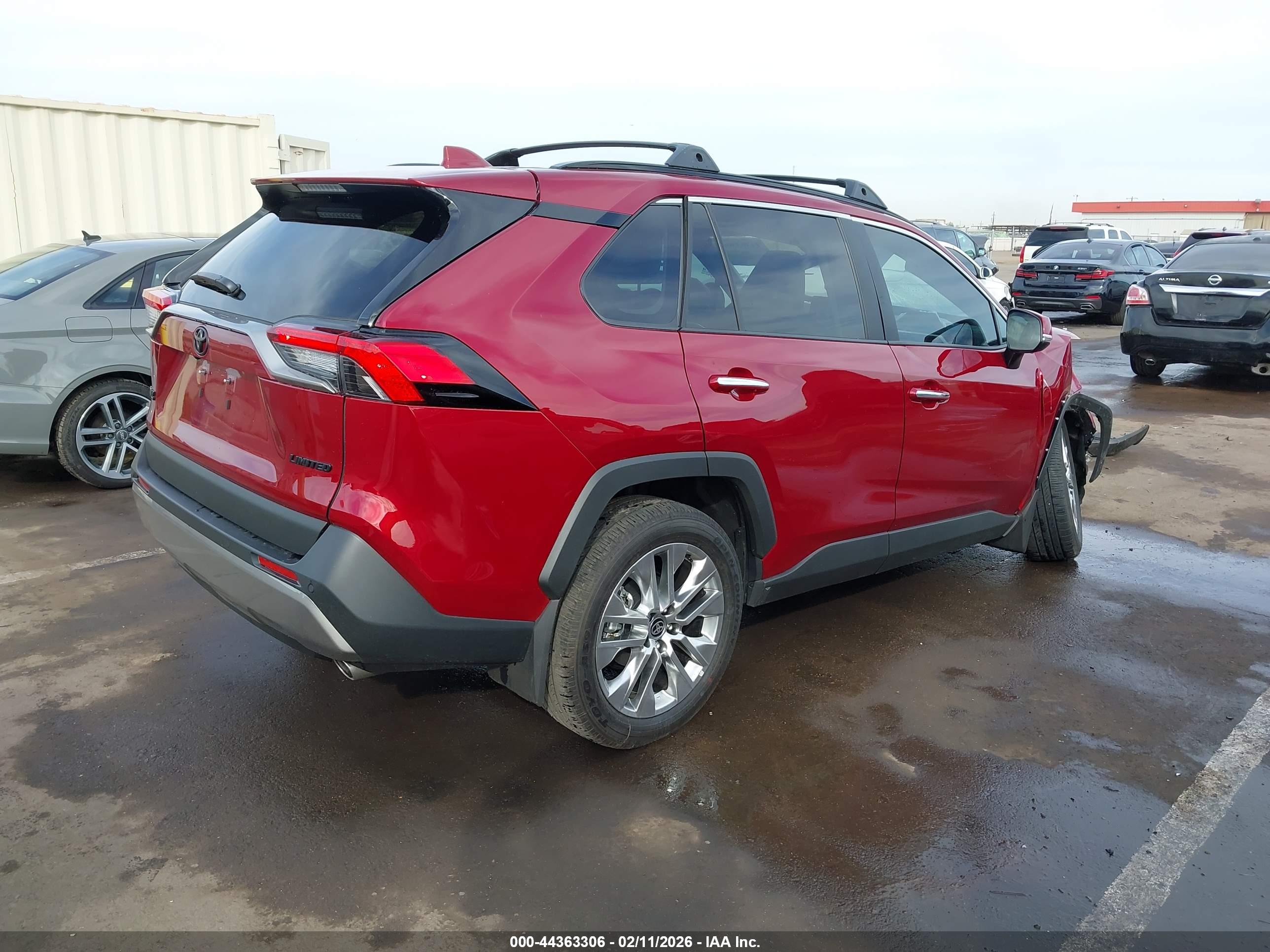 TOYOTA RAV4 image 4