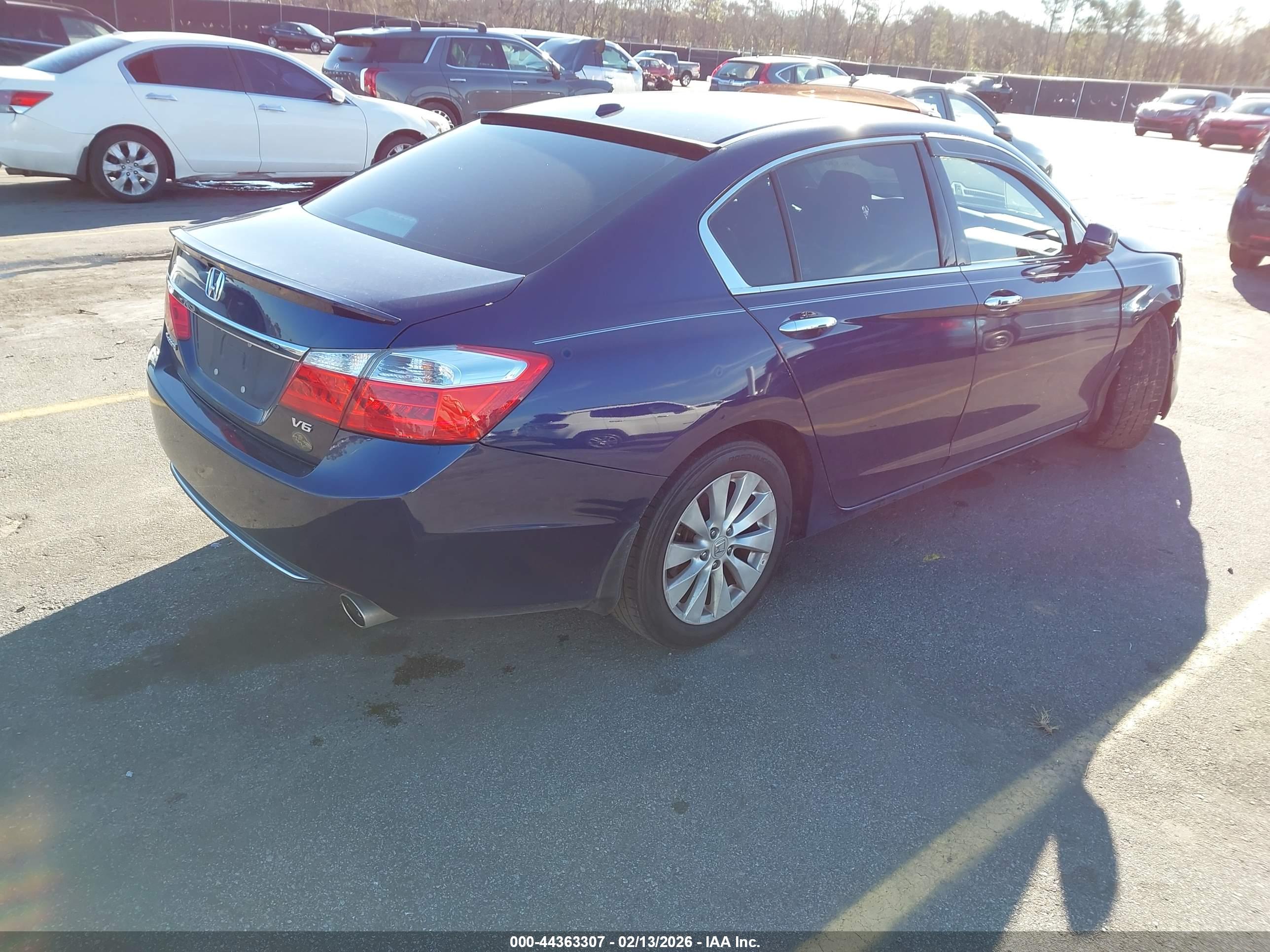 HONDA ACCORD image 4