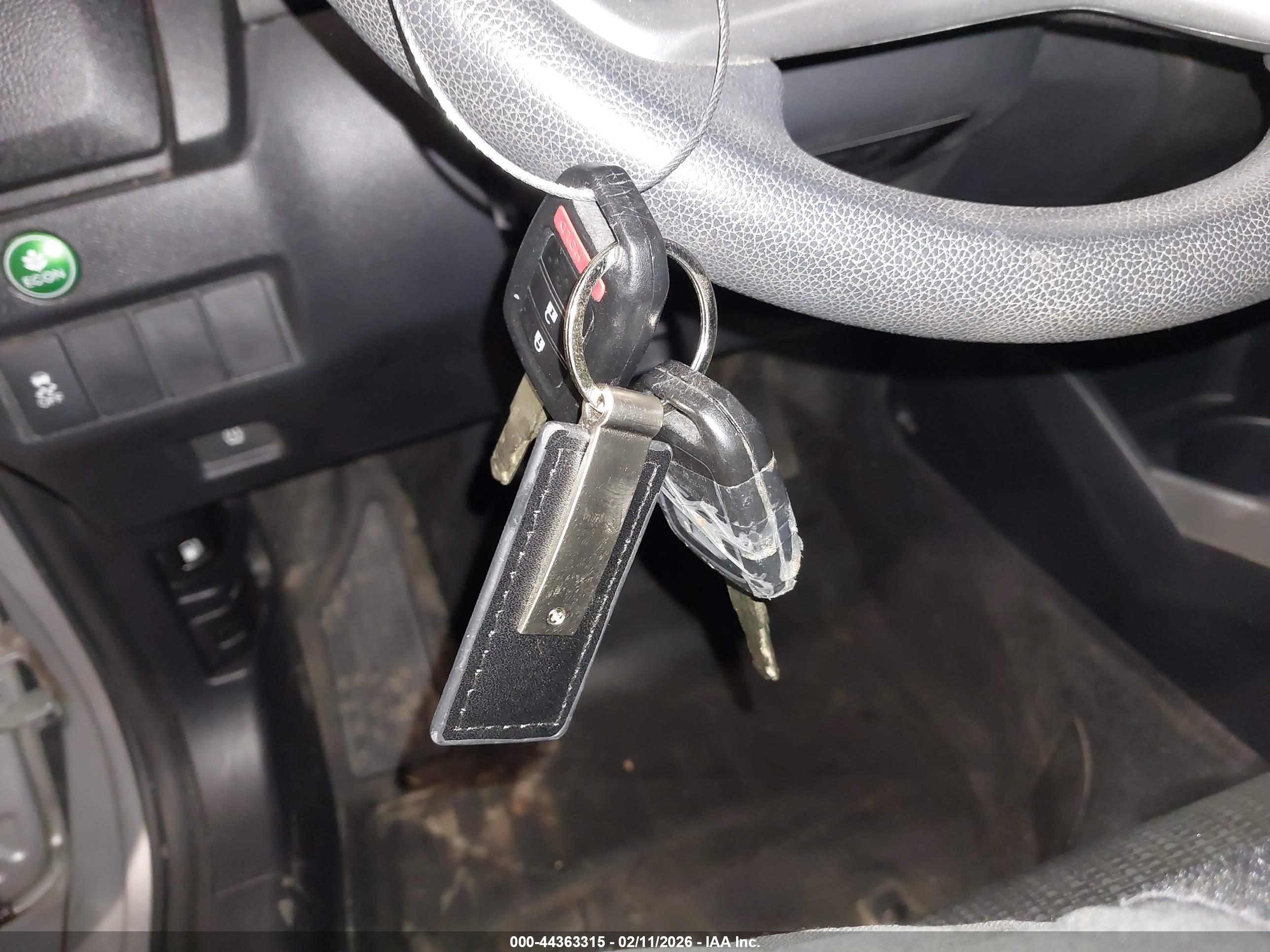 HONDA FIT image 11