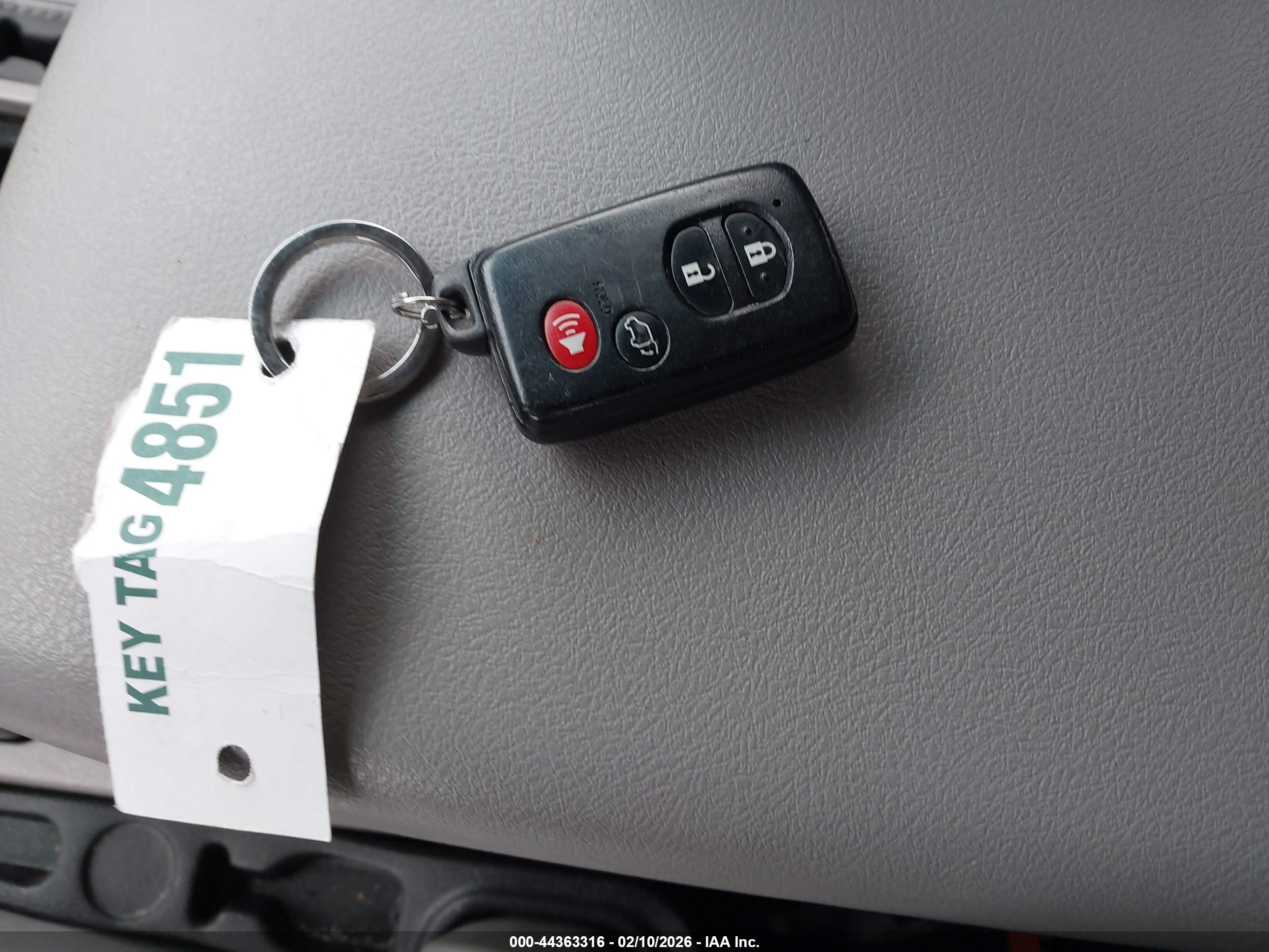 TOYOTA HIGHLANDER image 11