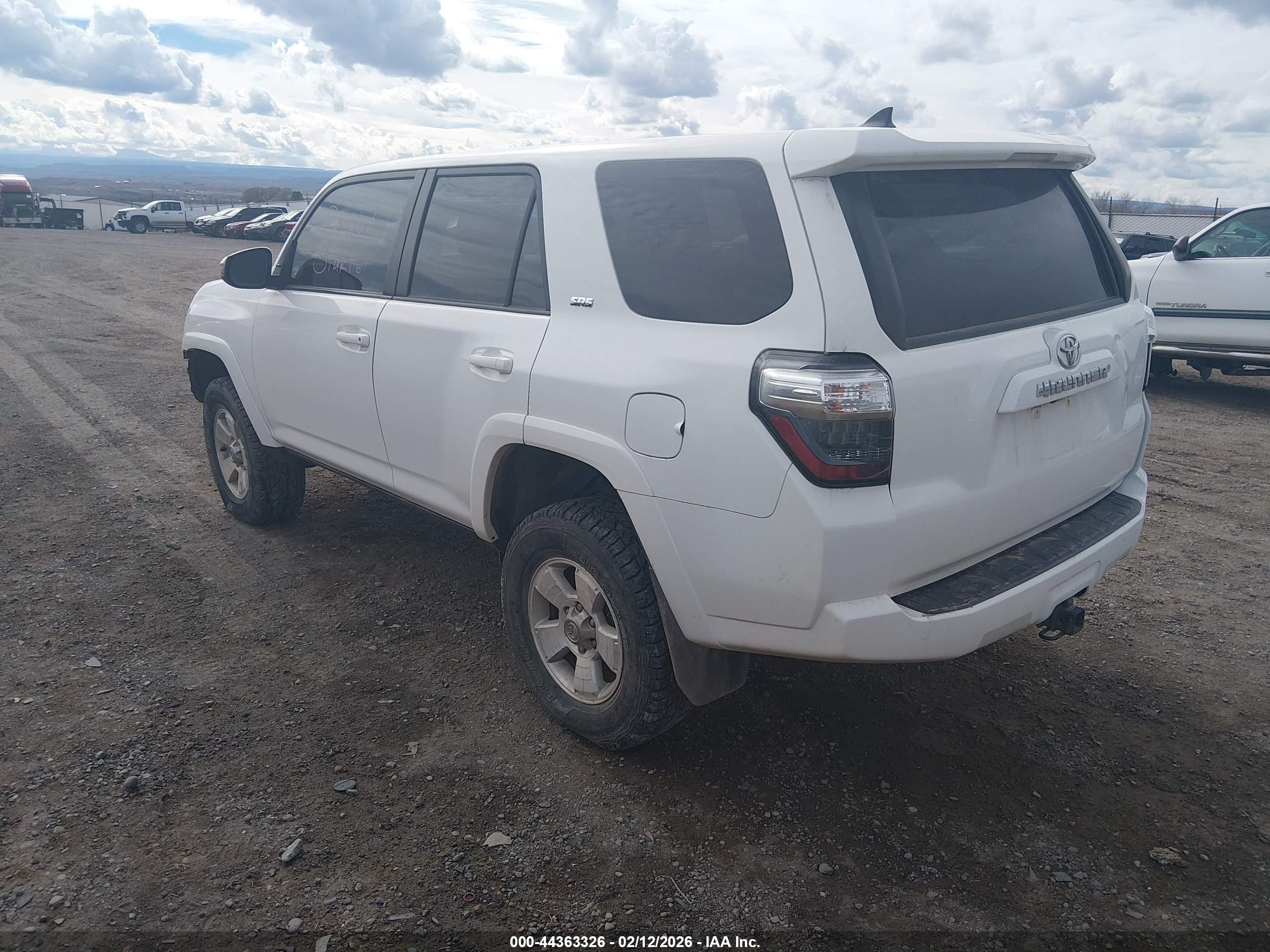 TOYOTA 4RUNNER image 3