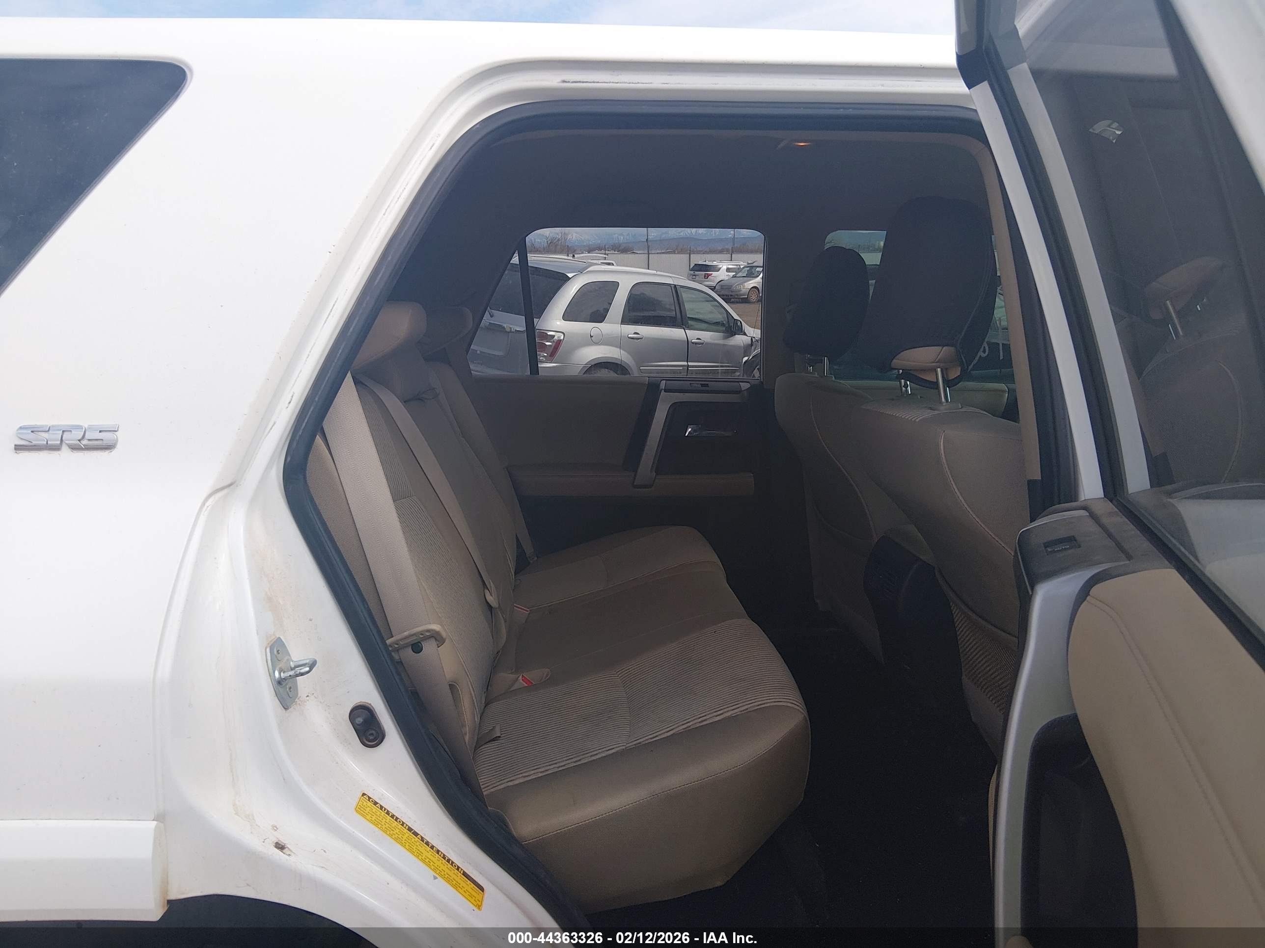 TOYOTA 4RUNNER image 8