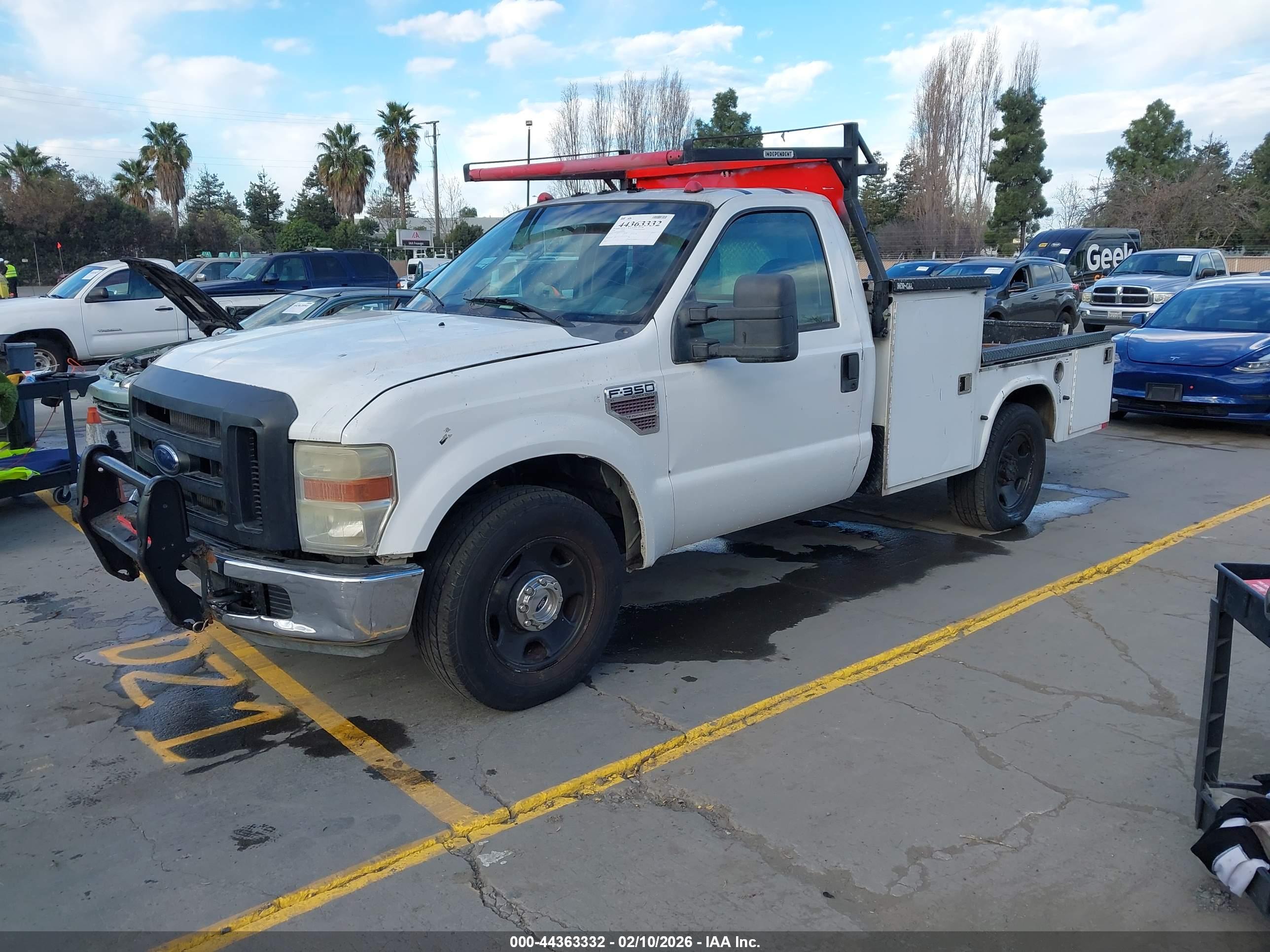 FORD F-350 image 2