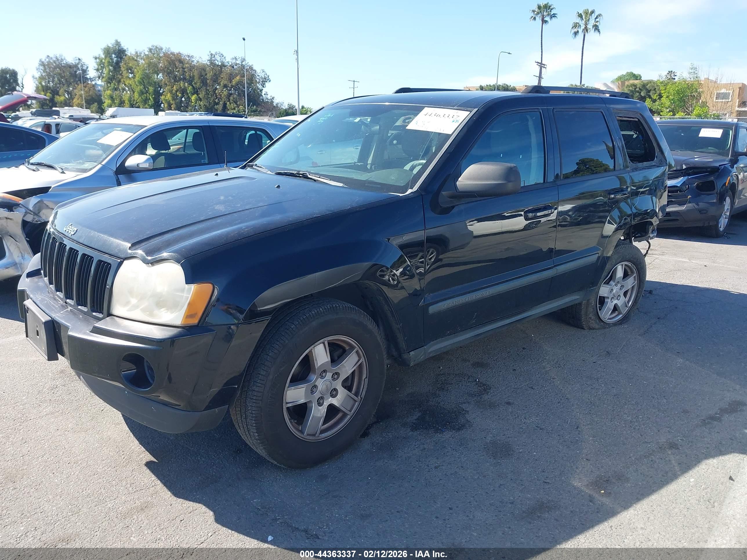 JEEP GRAND image 2